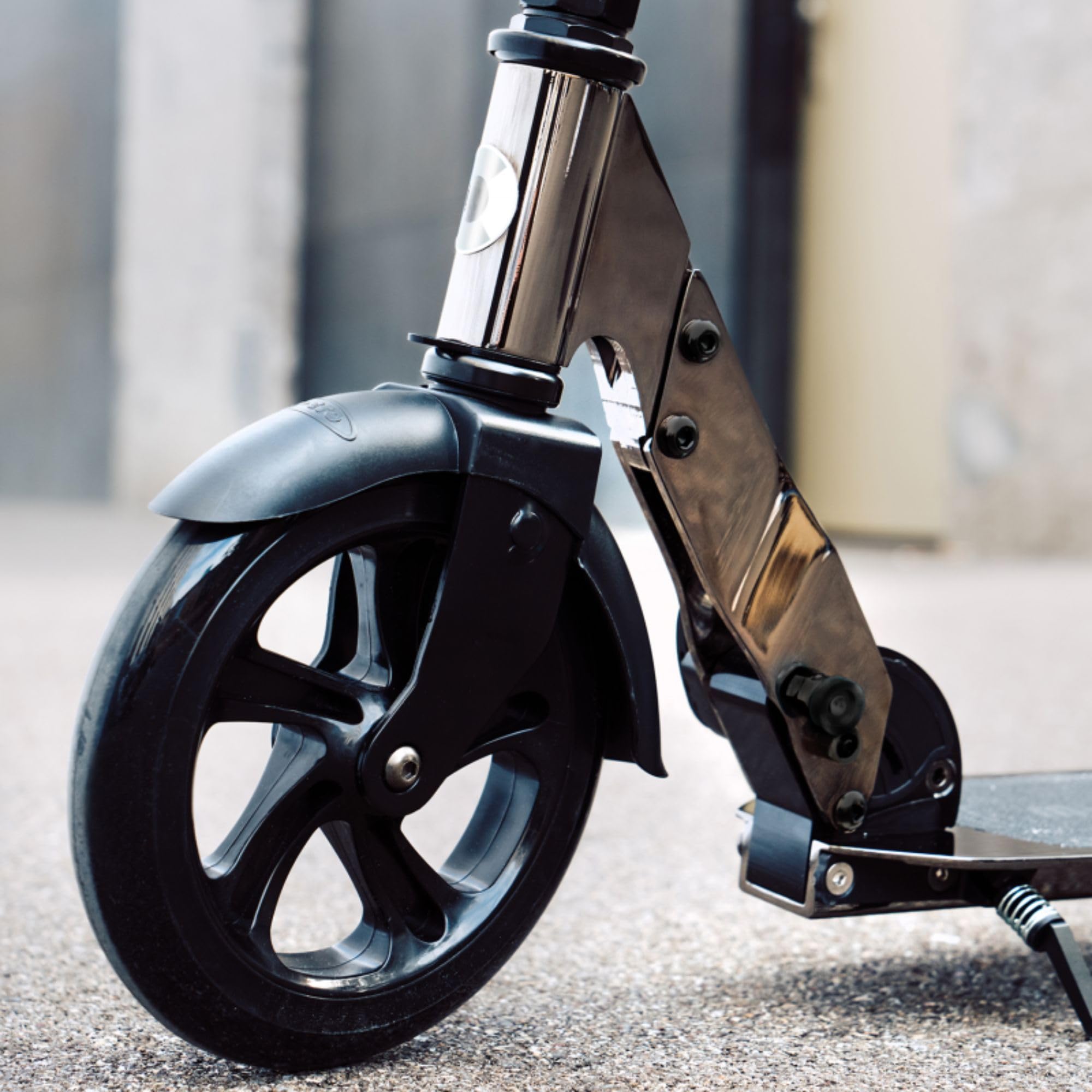 Micro, Micro Classic, Trottinette 2 Roues, Pliable, Alu, Grandes Roues | Roue PU larges 200mm, Guidon ajustable au millimètre, Glisse confortable, Planche ultra-basse Frein arrière, Swiss Design