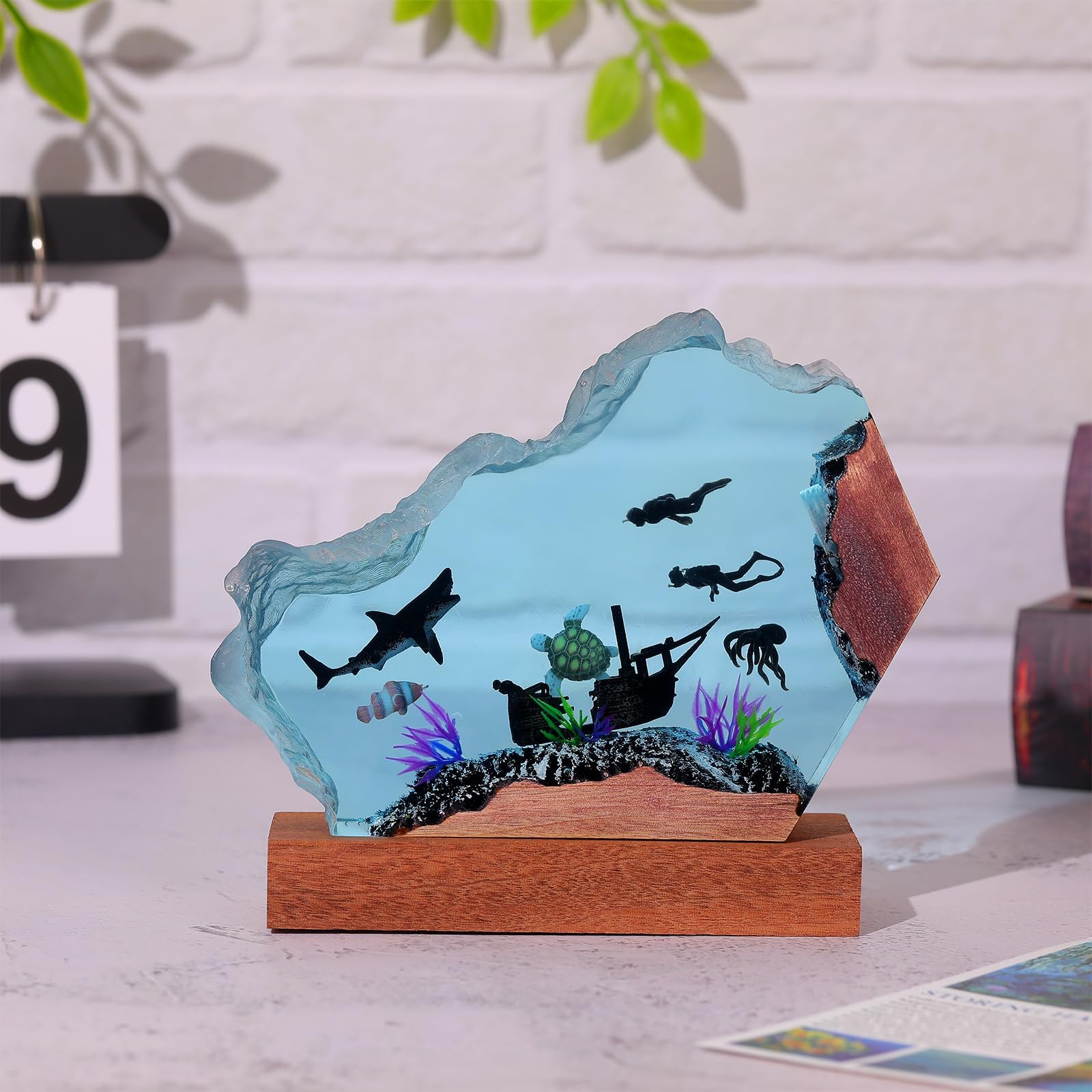 Drawelry Ocean Epoxy Resin Wood Lamp, Handmade Wave Shape LED Night Light, Deep Sea Diver Cave Diving Decor Multicolor Aquatic Lamp, Birthday Gift forMen Dad Family Friends (White Shark)