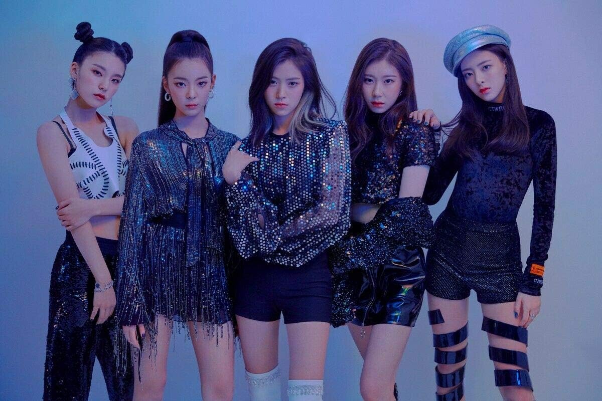 ITZY 'It'z Icy' Album Random Ver CD+1p Poster+80p PhotoBook+2p PhotoCard+Message PhotoCard SET+Tracking Kpop Sealed