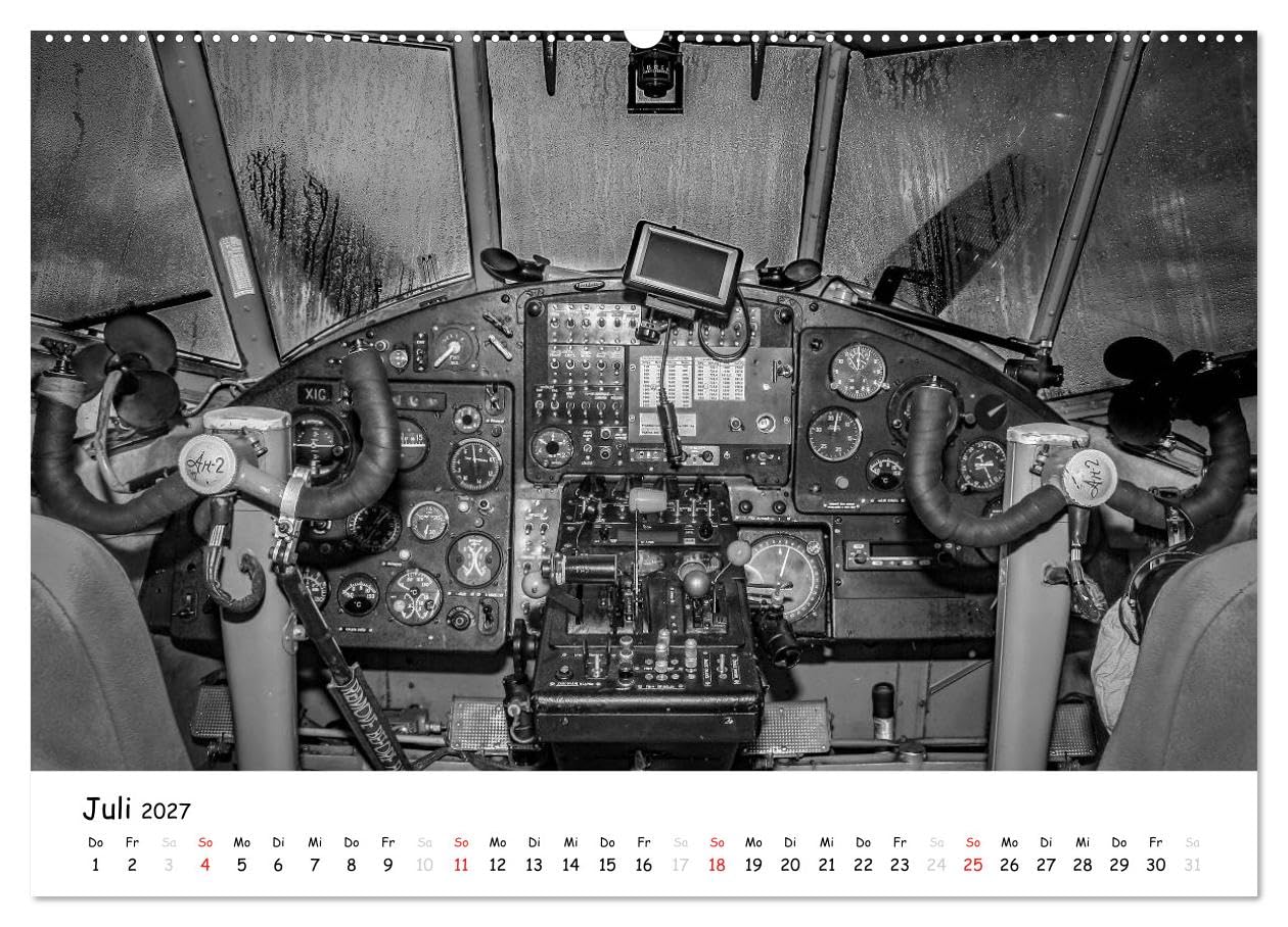 CALVENDO - Flight deck - das Büro (hochwertiger Premium Wandkalender 2027 DIN A2 quer), Kunstdruck in Hochglanz: Entdecken Sie die Flight deck von klassischen und modernen Flugzeuge und Helikopter in