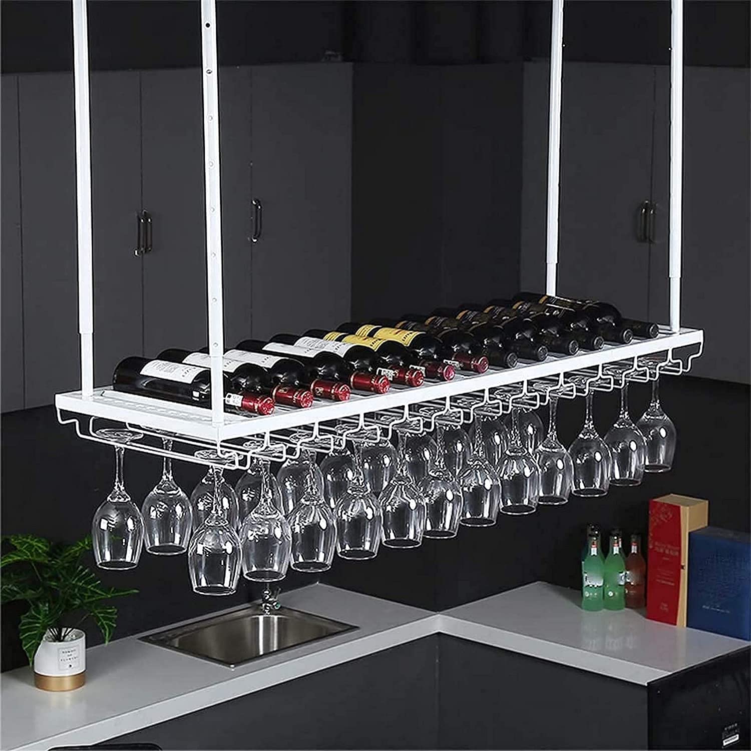 Étagère de plafond blanche pour verres et bouteilles de vin avec rangement réglable longue