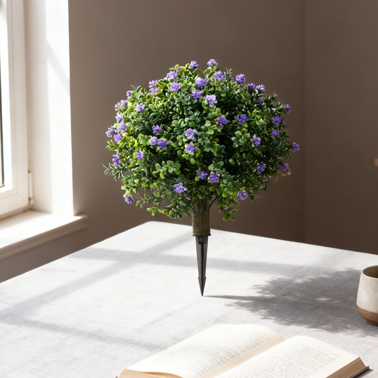 Tnfeeon Albero a Sfera Artificiale per Topiaria, Piante Finte in PE in Pollici PE con Fiori Blu e Picchetto, Arbusto Verde Finto Resistente Ai Raggi per Portico, Giardino e Decorazioni per Esterni
