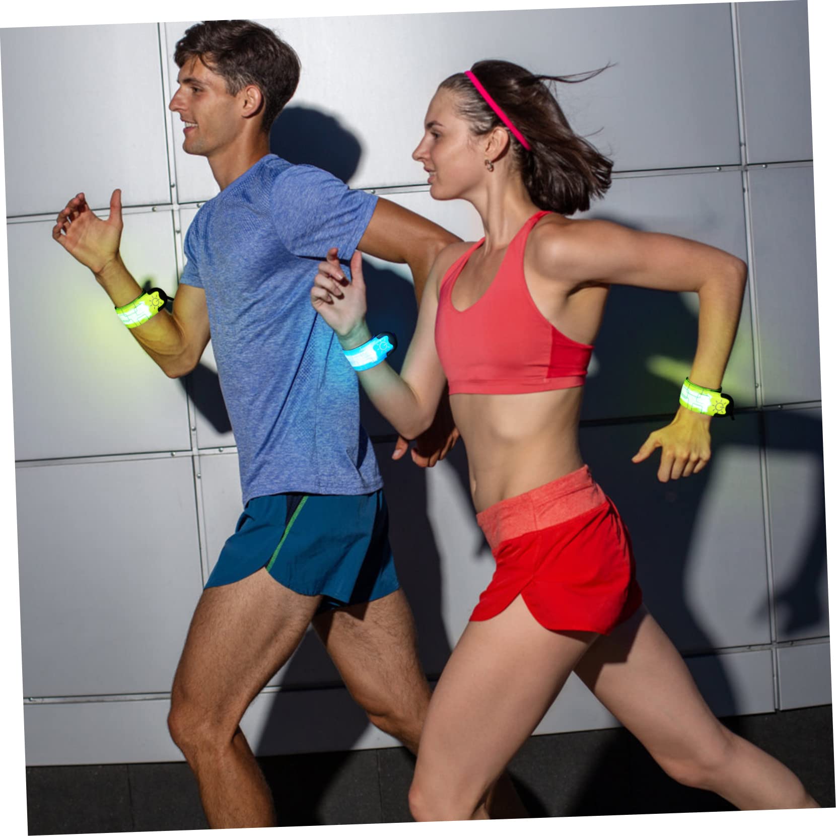 Hemobllo 4 Pièces Bracelets LED Rechargeables Haute Visibilité Bracelets Lumineux Slap pour Course Jogging avec Modes Déclairage Adaptés à Âges Vert et Bleu
