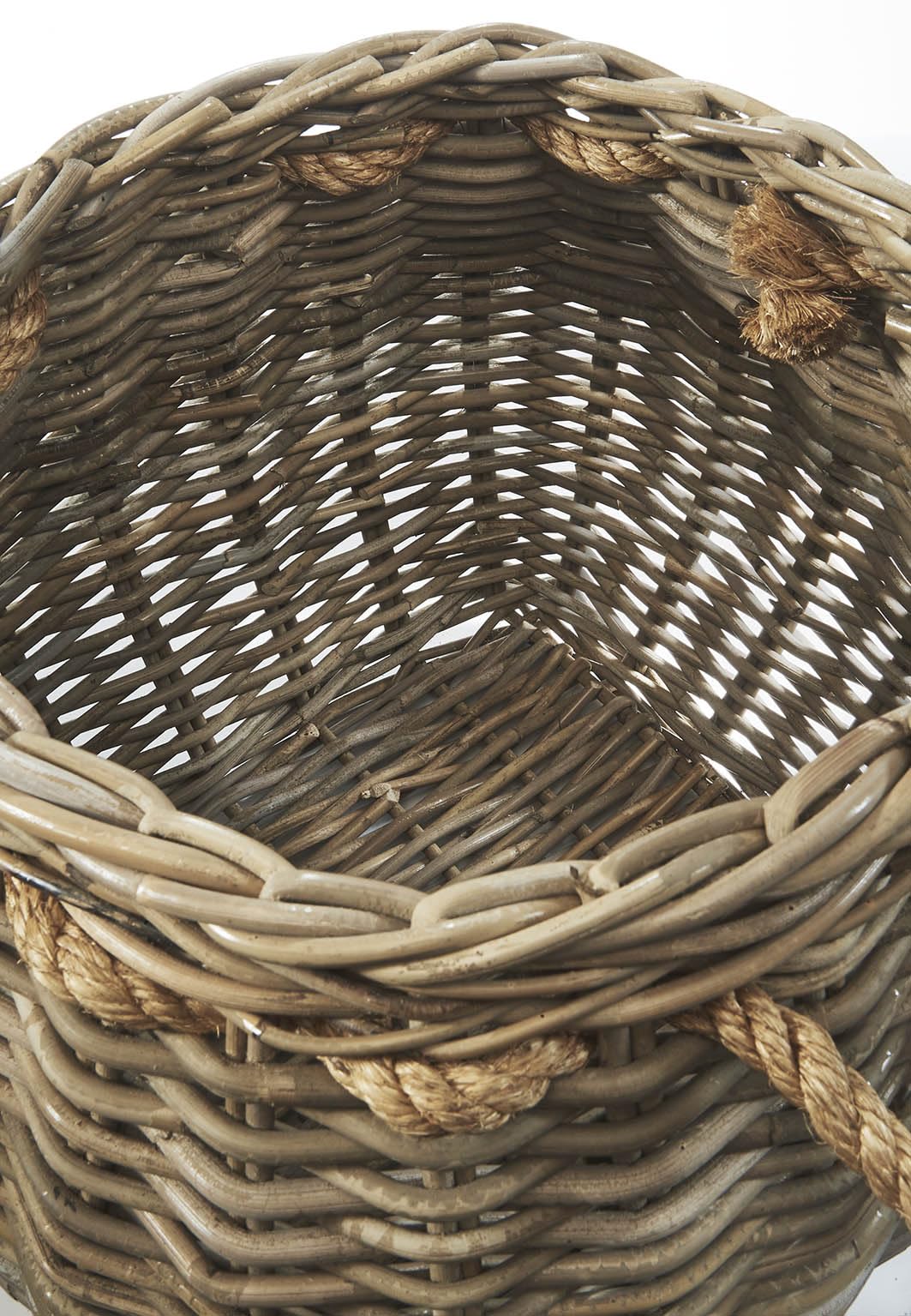 Kobolo Aufbewahrungskorb Flechtkorb aus Rattan mit Seilgriff Kubu Grey