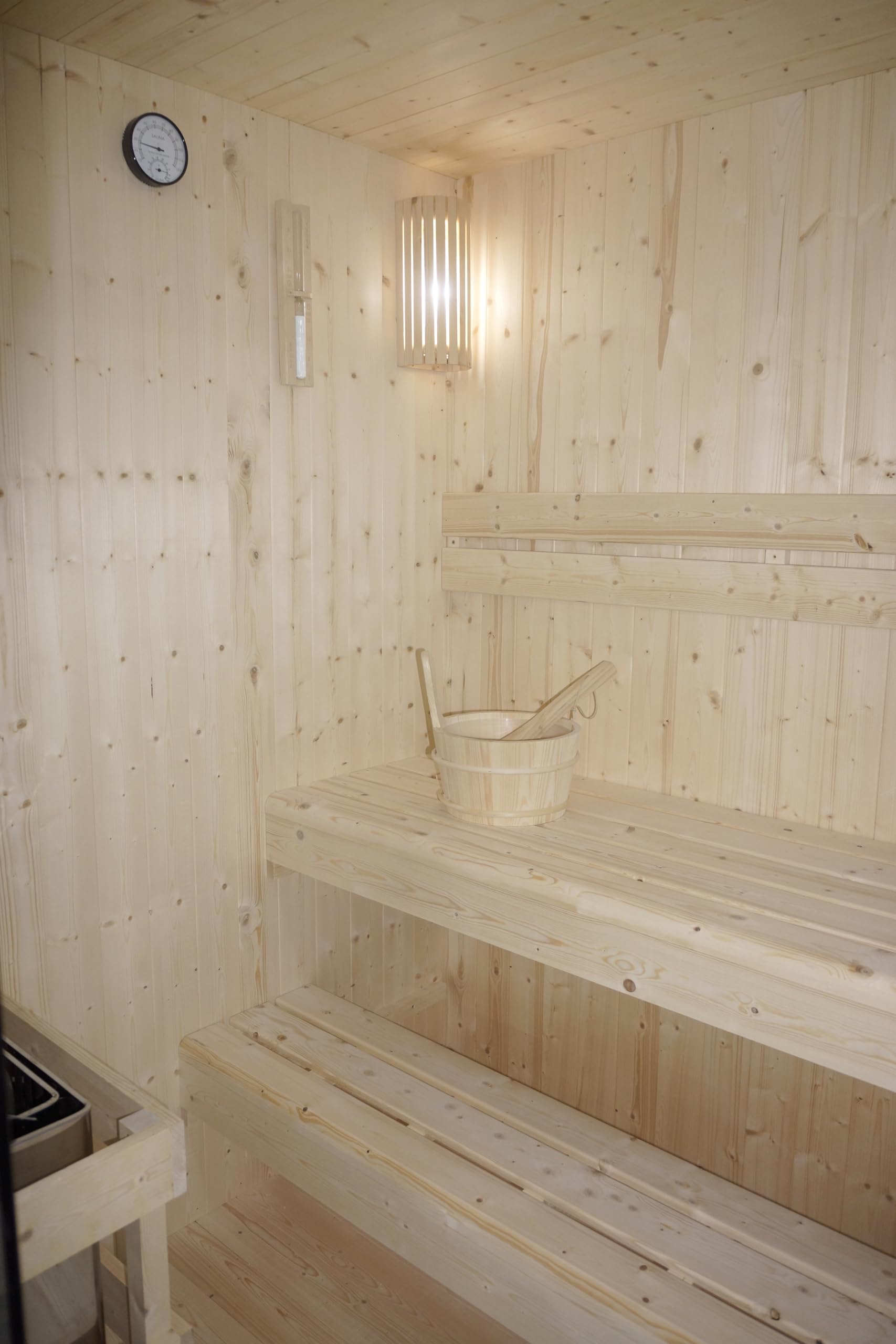 SANOTECHNIK Sauna FALUN XL für 2–3 Personen, Innensauna aus Fichtenholz mit 6,0 kW Harvia Saunaofen, Saunasteine & Zubehör, getöntes Sicherheitsglas, 150 x 150 x 200 cm