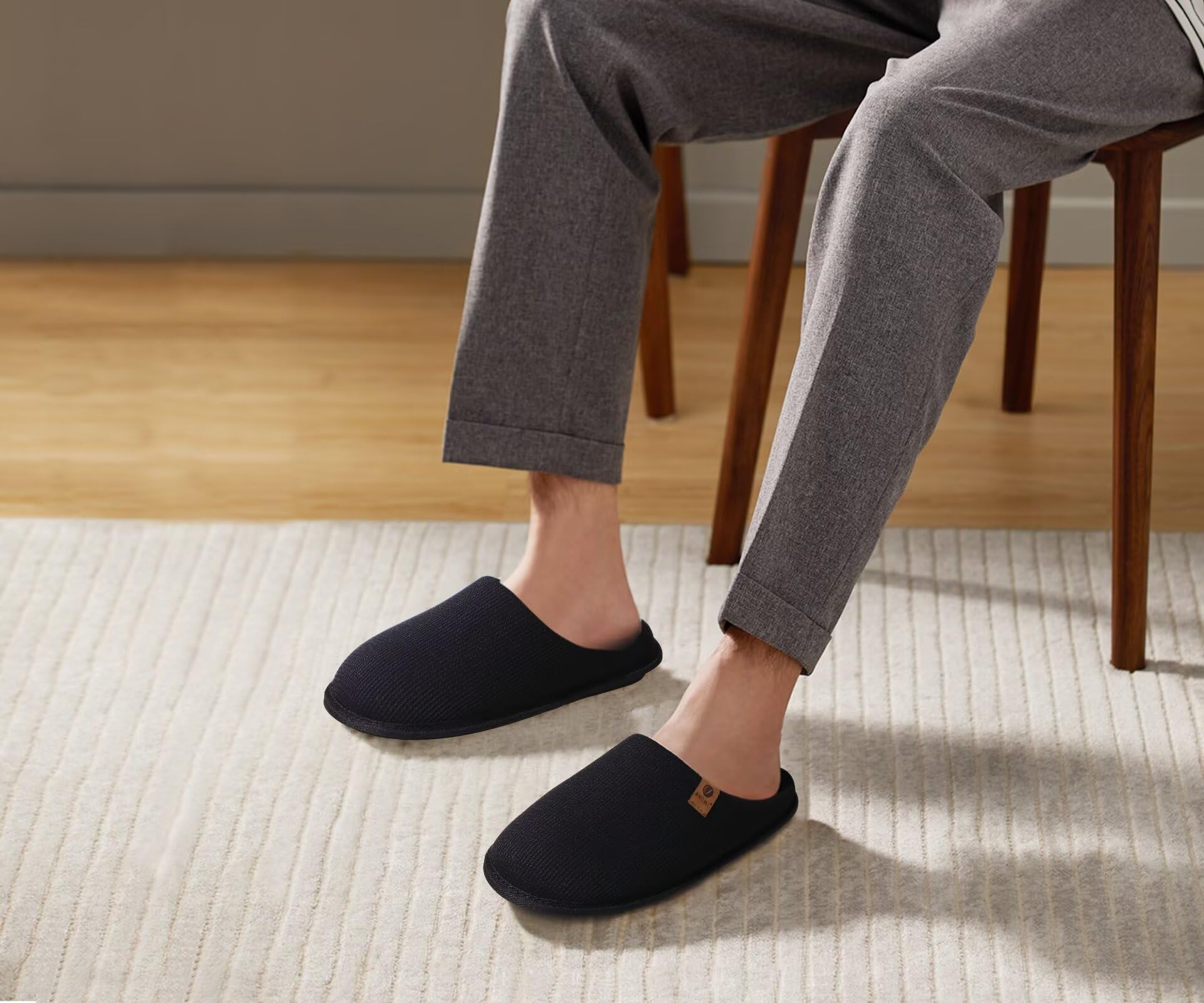 ONCAI Hausschuhe Herren Rückstellschaum Memory Foam Herren Pantoffeln und Mann Haus Schuhe mit Kunstpelz Futter und Indoor Outdoor Gummisohlen EU Größe 40-49