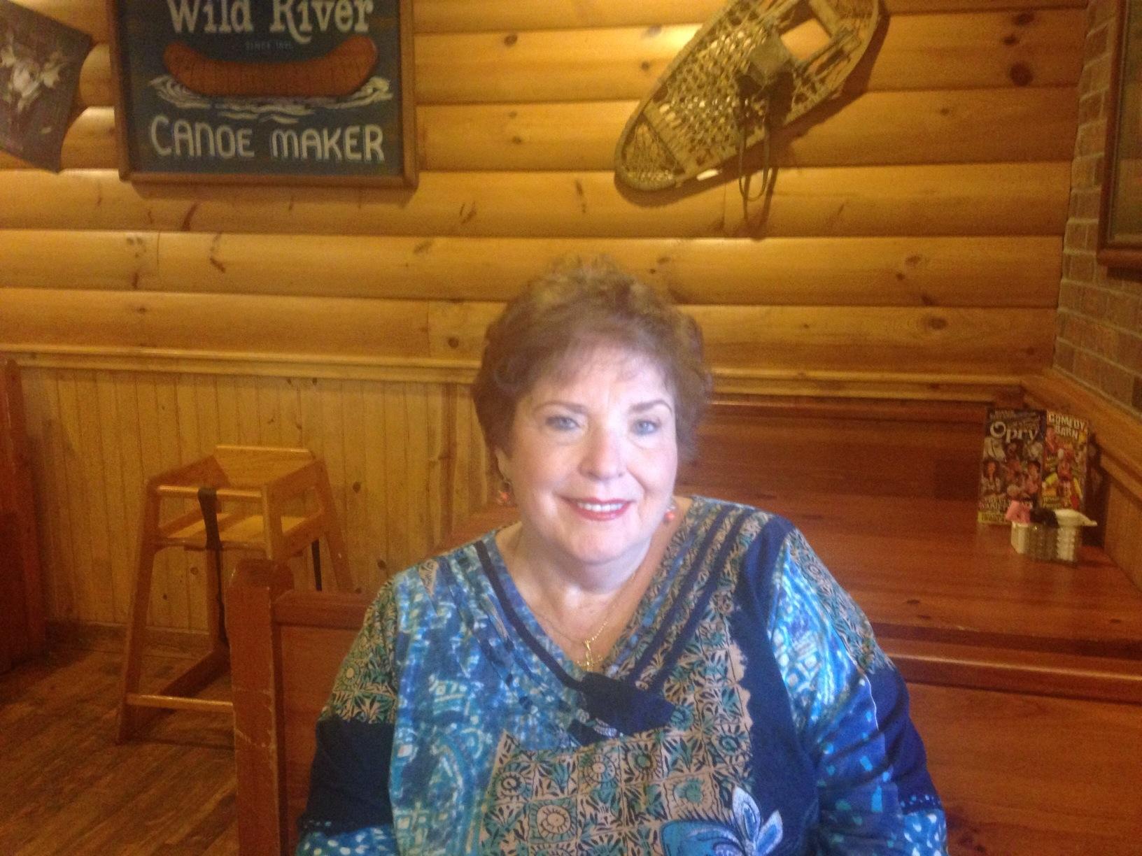 Amazon.com: Life on the Ramona Coaster: 9781682614655: Singer, Ramona ...