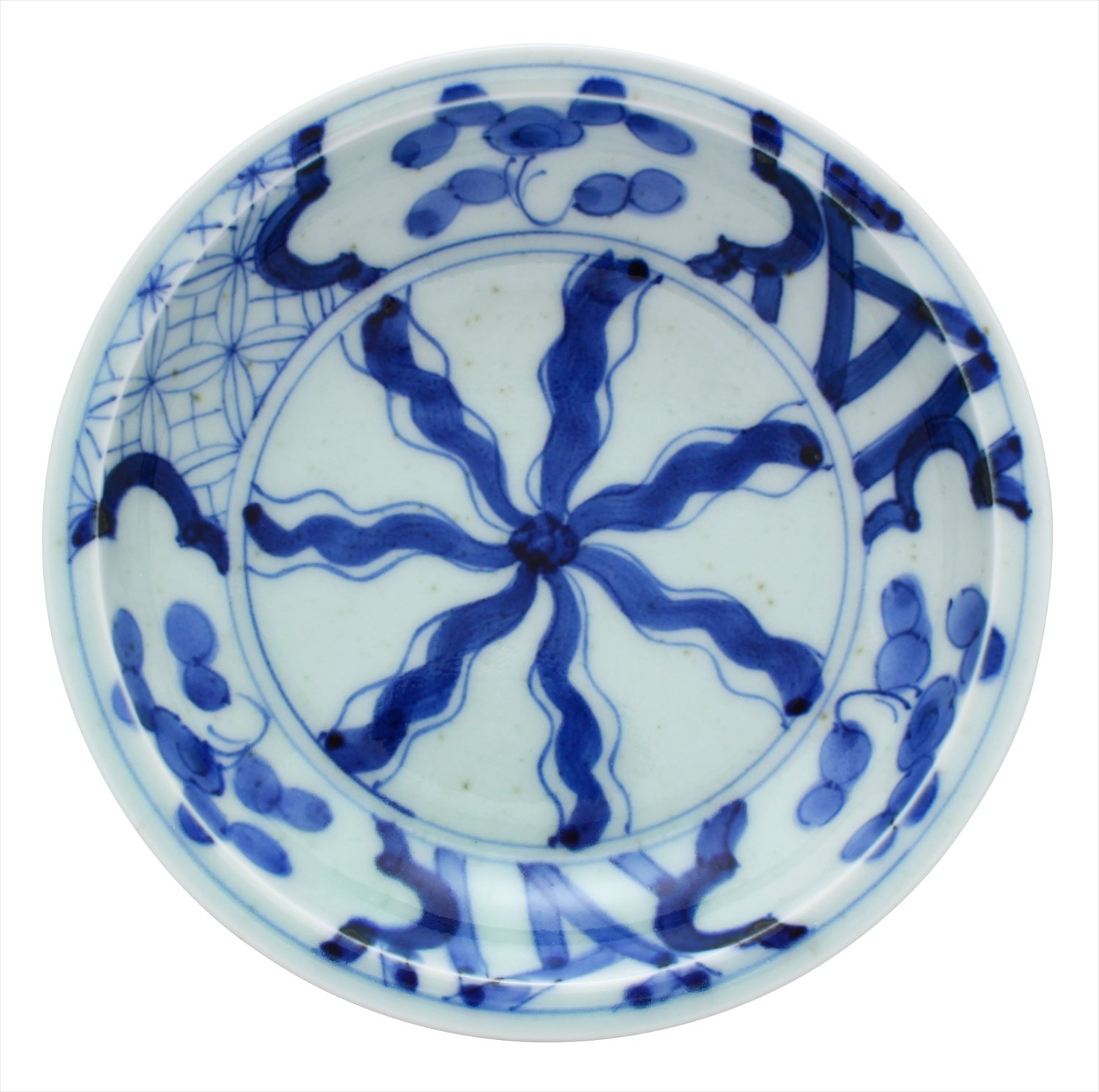 Amazon｜有田焼 ZOA プライム 4.5寸皿 捻り間取花文 OZ015｜小皿