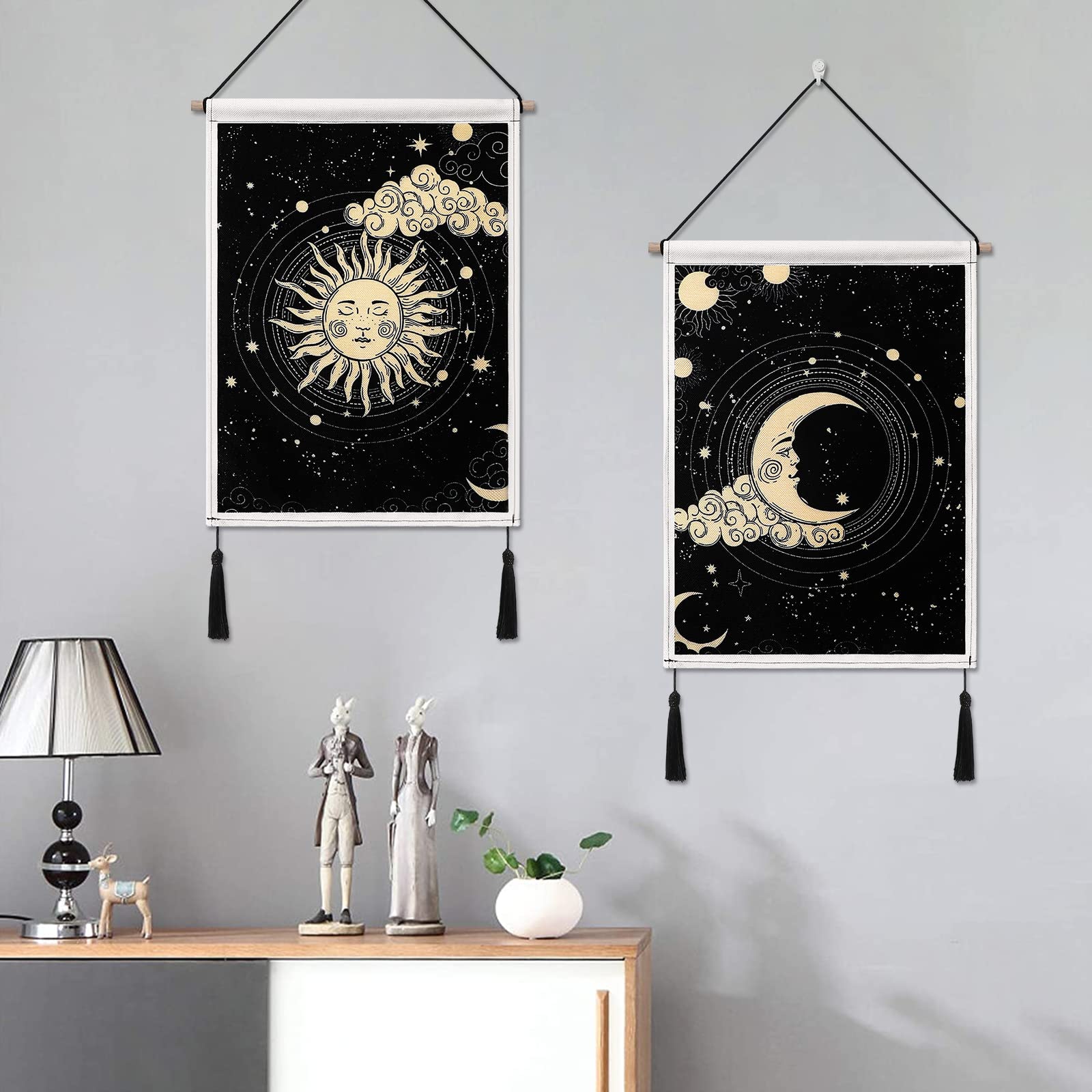 Betylifoy Confezione da 2 Arazzi da Parete con Luna e Sole con Nappe Tarocchi Neri Arazzo da Appendere a Parete Decorazione da Parete per Camera da Letto con Nuvole di Stelle della Boemia (Sole)