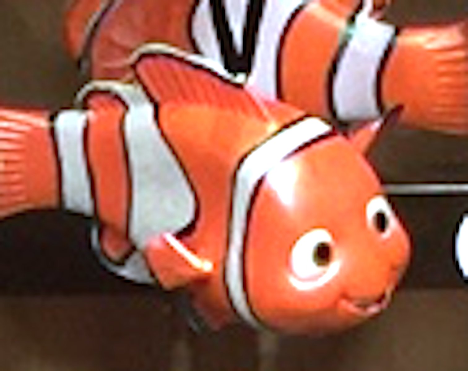 DisneyPARKS EXCLUSIVE "Finding Nemo Hanging ornament"