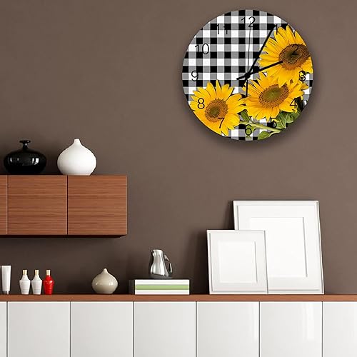 Miniatura 2 de Reloj de pared redondo silencioso sin tictac de 12 pulgadas con diseño de girasol en la granja a cuadros de búfalo a cuadros en blanco y negro,