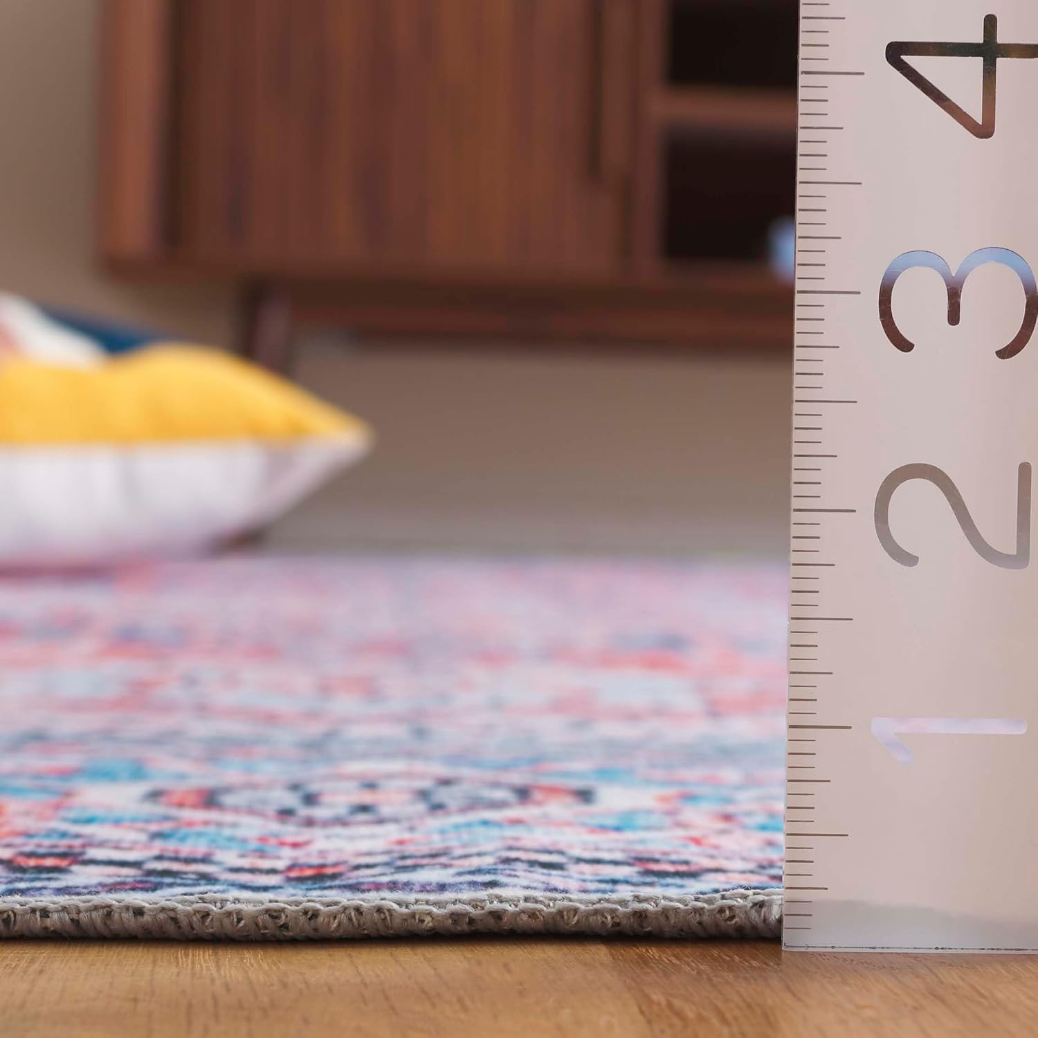 Safavieh Washable Rug Arizona Collection - 8' x 10', Rust & Navy, Slip Resistant & Easy to Clean, Ideal for Living Room, Bedroom, Home Office, Dining Space (ARZ223P)