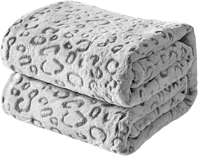 FY Fiber House Flannel Fleece Throw Microfiber Blanket with 3D Leopard Print,130x150cm,Grey
