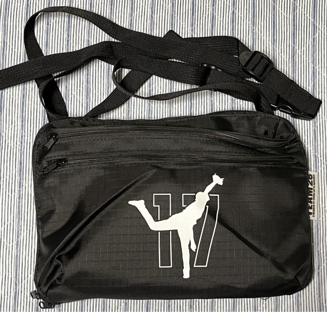 Amazon.co.jp: 佐々木朗希 サコッシュリュック 千葉ロッテマリーンズ