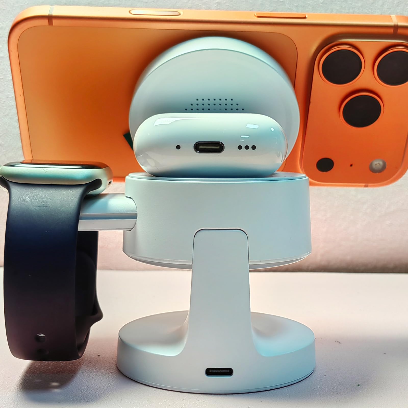 Stazione di ricarica pieghevole con luce notturna e supporto portatile per telefoni, orologi, cuffie, supporto per telefono