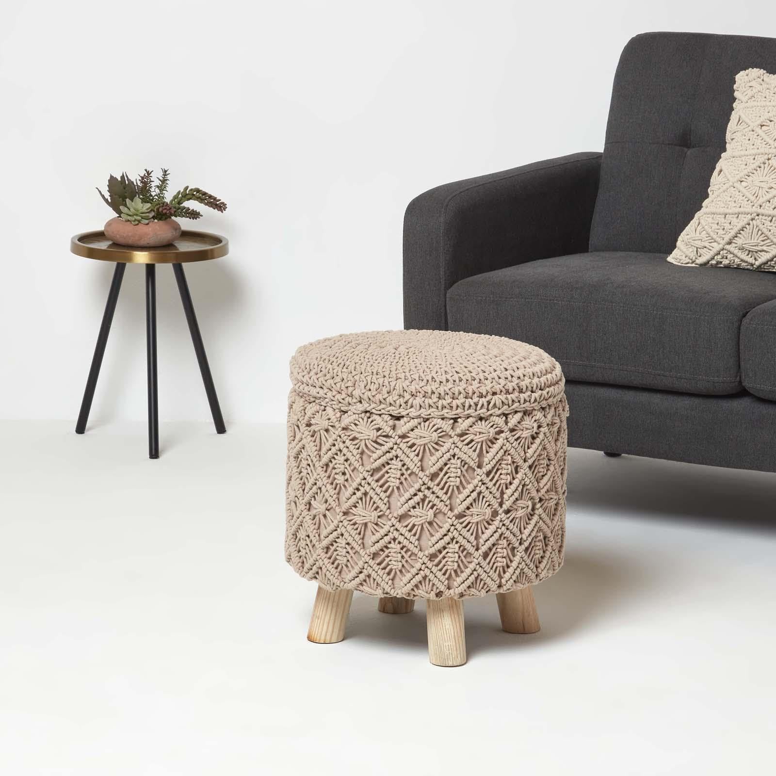 Homescapes Indy Makramee-Hocker mit Stauraum braun 41x43 cm, Stoff-Hocker mit Holzbeinen, runder Hocker Boho Style