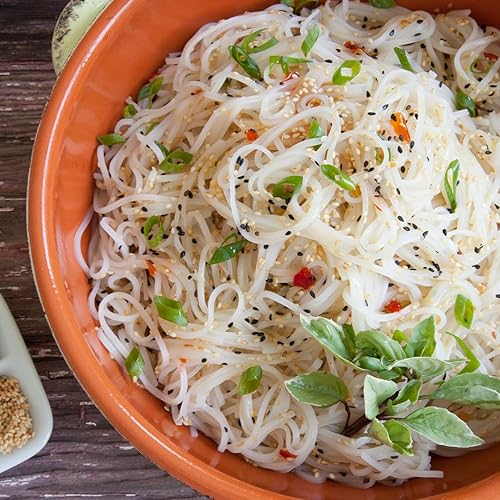 Vista 23 de A Taste of Thai Fettuccine - Fideos de arroz (corte recto), sabor tailandés de calidad de restaurante en cuestión de minutos, vegano, sin gluten