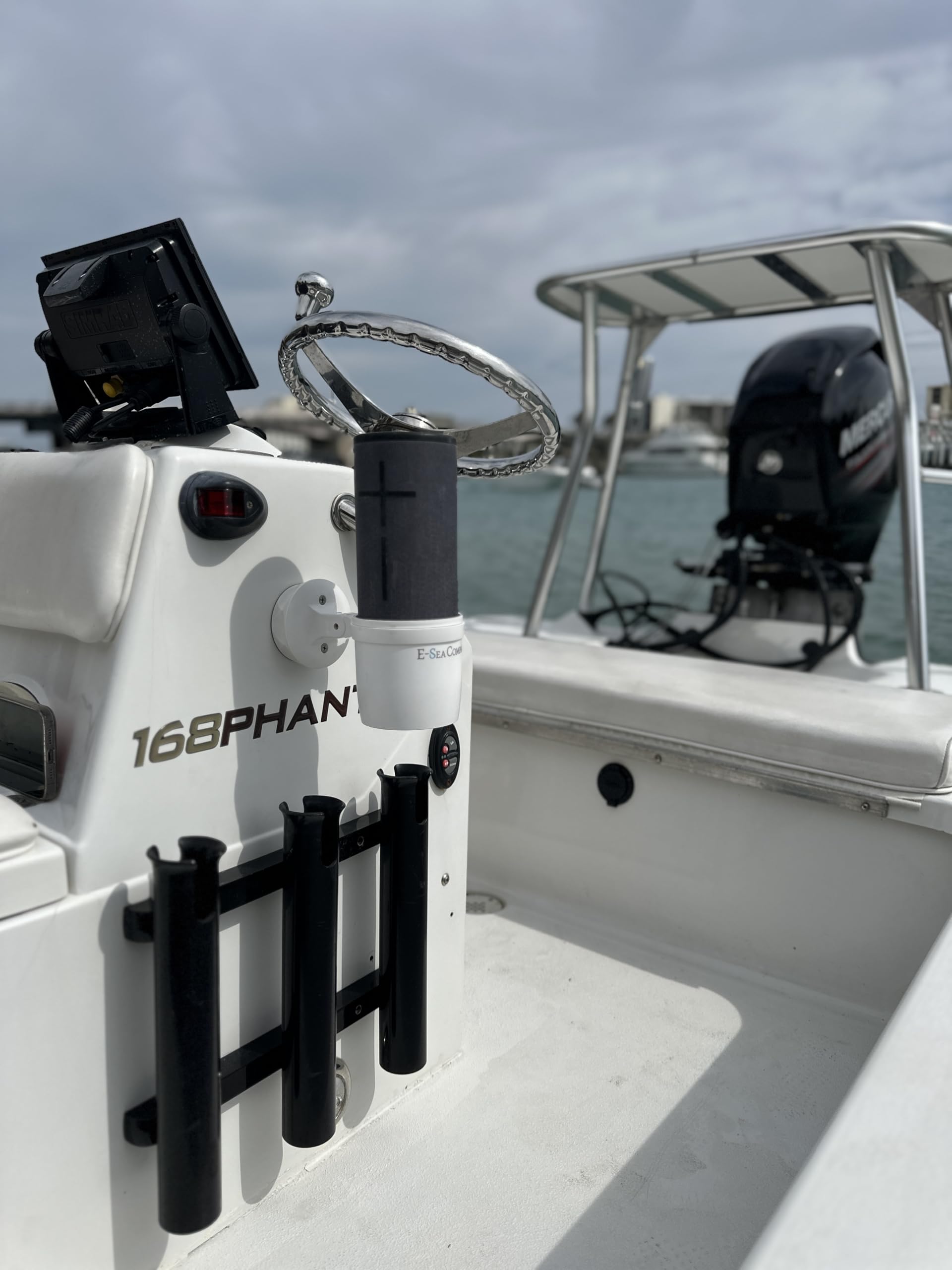 E-Sea Cup - Soporte de ventosa ajustable (blanco). Soporte de ventosa resistente. Perfecto para barcos, kayaks, cuatrimotos, carritos de golf, caravanas, coches, mientras acampas y