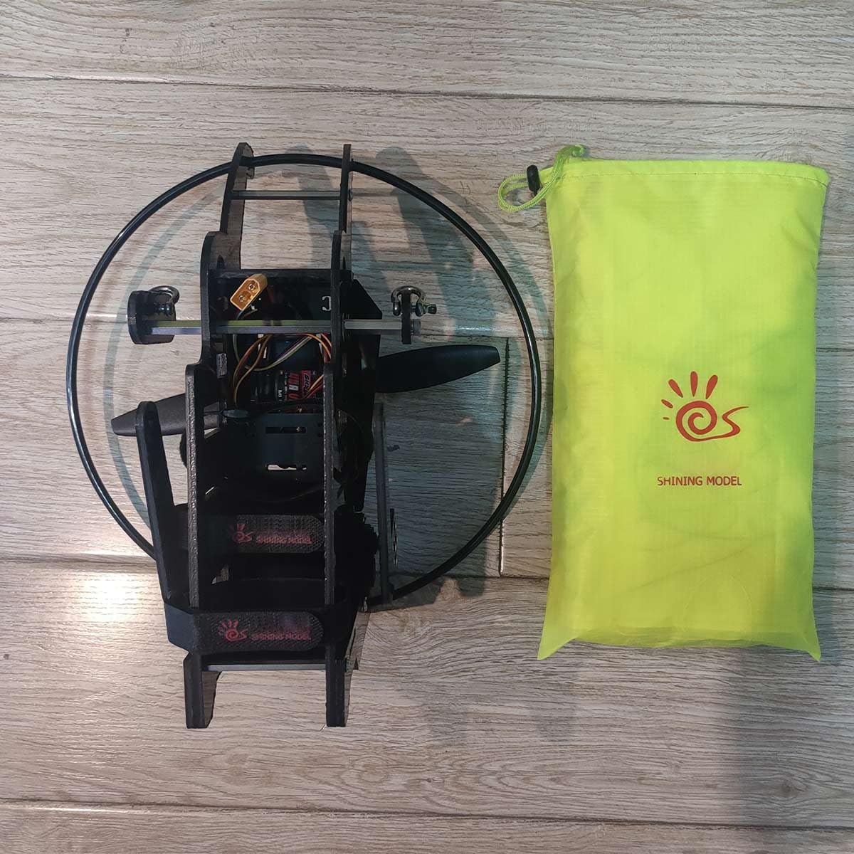 Zdalnie sterowana paralotnia, paralotnia elektryczna 2,4 G o rozpiętości skrzydeł 2,36 m, składana markiza nylonowa i 30-minutowy czas lotu, model szybowca do lotu wodospadu, prezent