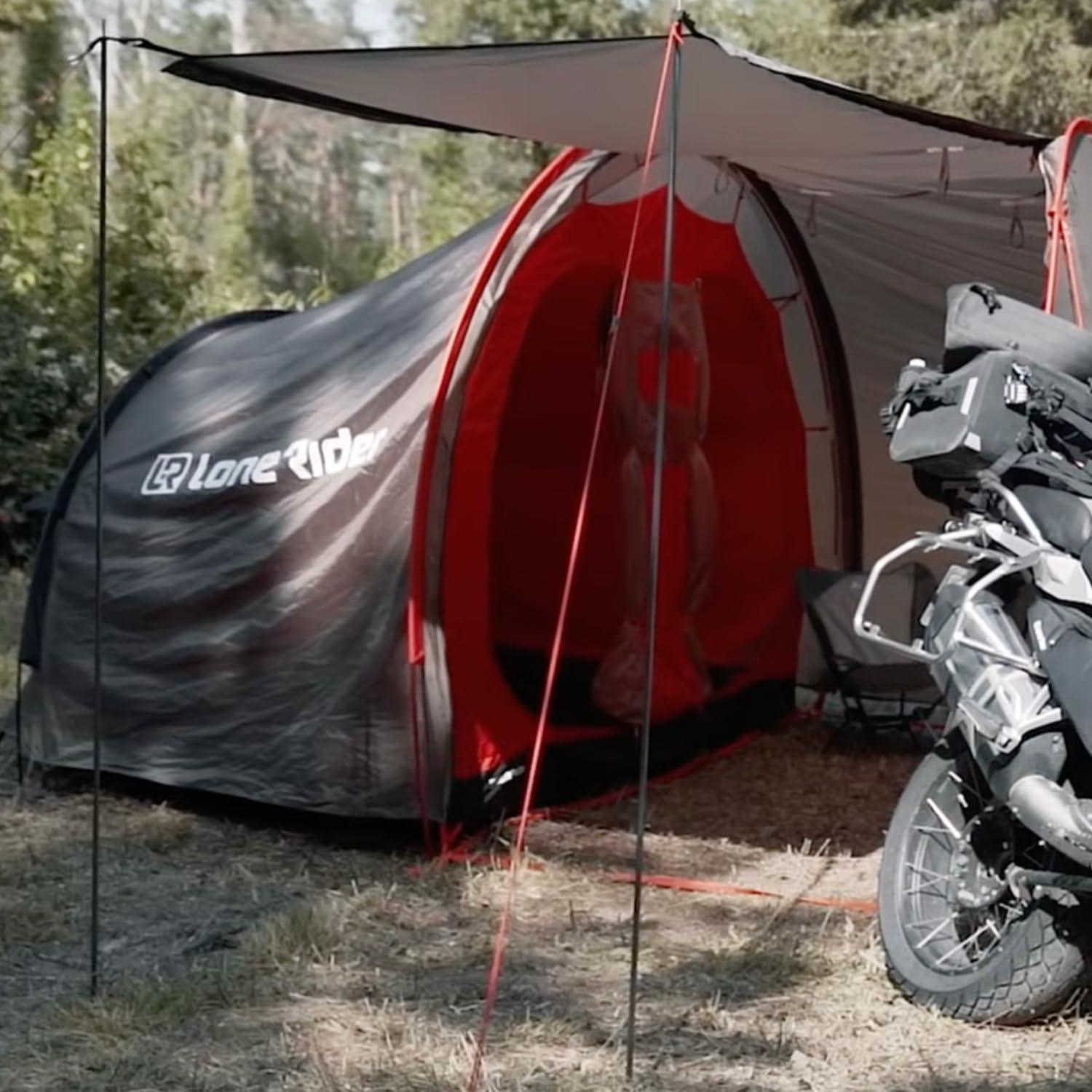 MotoTent - Tienda de campaña para motocicleta, refugio de túnel para 2 personas con garaje para bicicletas, cúpula ultraligera de fácil instalación para turismo y senderismo, incluye bolsa de