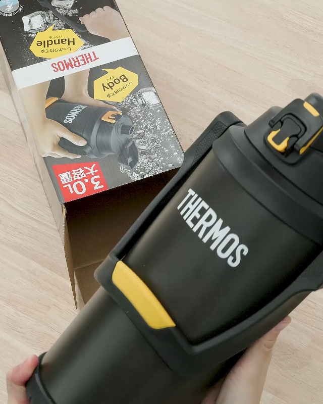 Amazon｜サーモス 水筒 真空断熱スポーツジャグ 3.0L ブラック