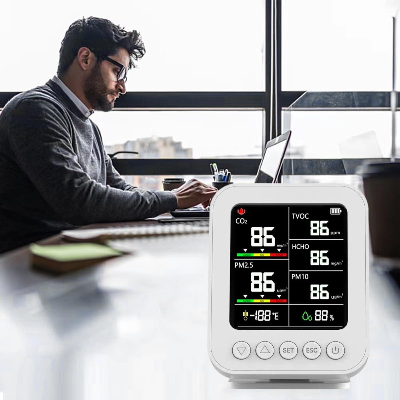 Indoor Air Monitor PM2.5 Formaldehyd Detektoren mit Temperatur für Zuhause Easy Carry Formaldehyd TVOC Detektoren