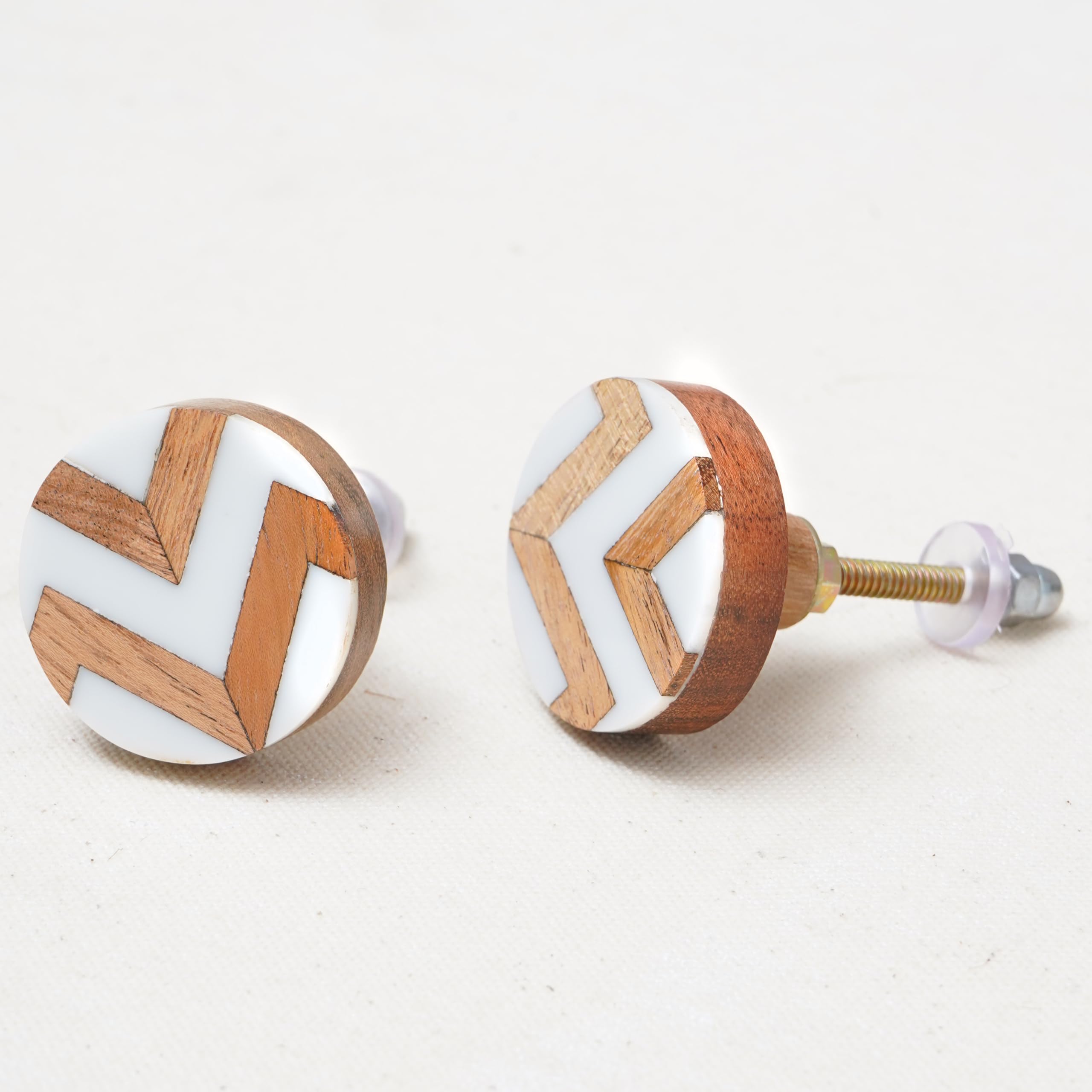 IndianShelfVocalforlocal Handmade Wood Zig Zag Drawer Knobs Dresser Cabinet Door Kitchen Cupboard Pulls Handles (3.81 cm, White, 2 Piece)