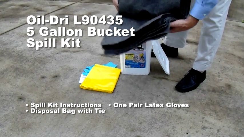 Image of Oil-Dri L90435 Compact Universal 5-Gallon Bucket Spill Kit, 5-Gallon Maximum Absorption Capacity