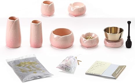 Amazon 小さいお仏壇の専門店busse やわらぎ さくら 小サイズ 7点 仏具セット ミニ おしゃれ 具足 仏具セット オンライン通販