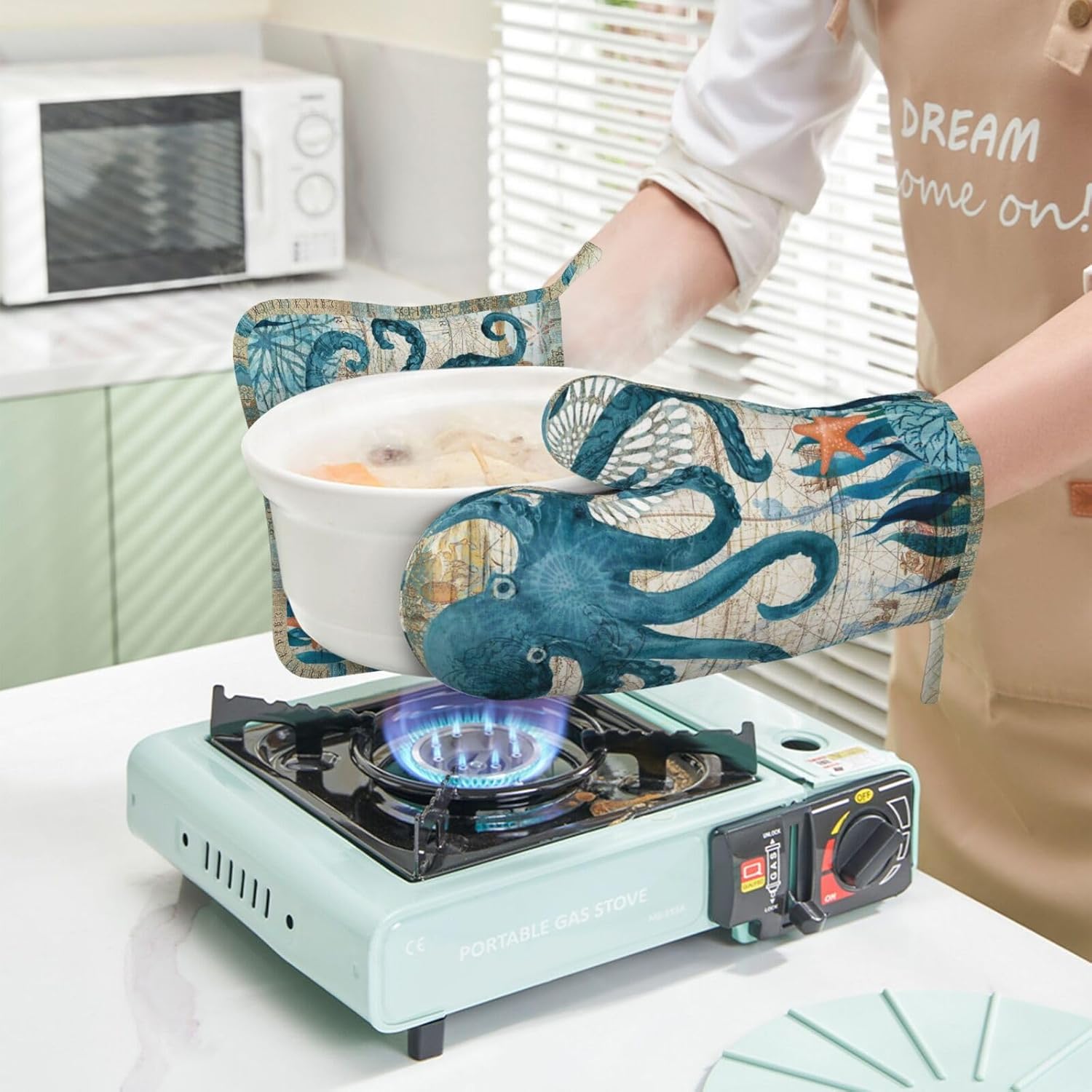 Octopus Nautical Retro Ocean Oven Mitts And Pot Holders Sets, 4pcs Silicone Non-Slip Kitchen Mitts Potholders Heat Resistant Bbq Gloves Hot Pads For Cooking Grilling Baking Microwave Chef Gifts Decor