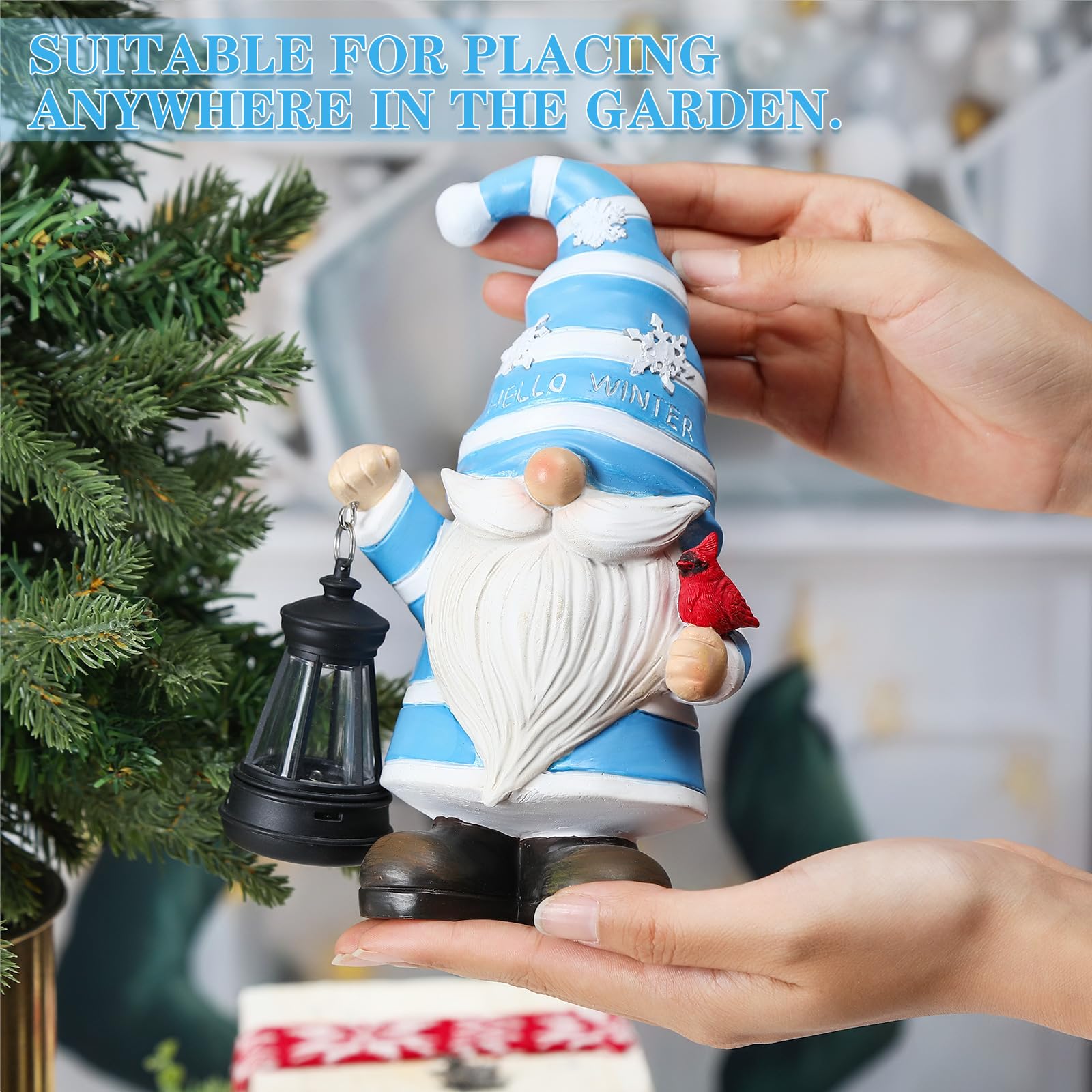 Tuanse Decorazione invernale da 20,3 cm per decorazione esterna in resina gnomo da giardino con lanterna con luci solari e cardinali fiocchi di neve statuetta per portico Natale esterno patio