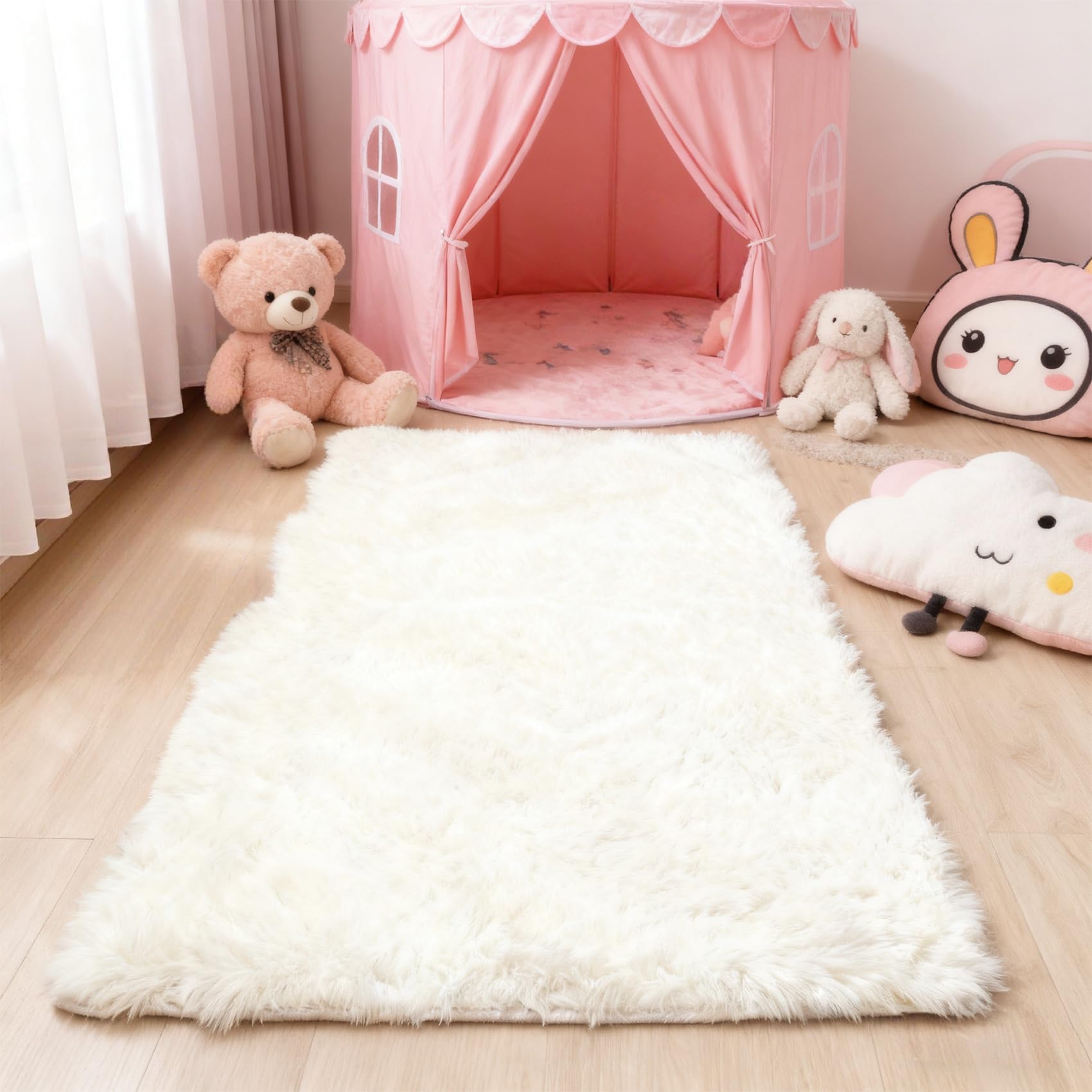 Tapis à poils longs blanc 245 x 90 cm doux et élégant pour grand couloir