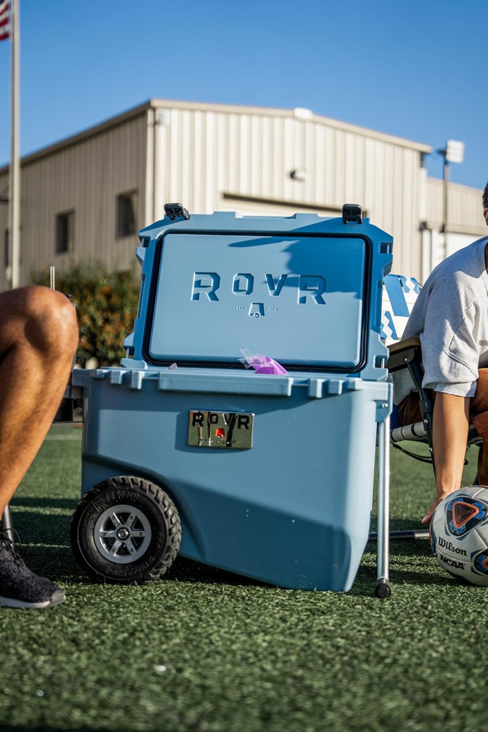 RovR Hard Cooler – Heavy Duty Insulated Cooler Box for Camping, Beach, Travel, Tailgating, Fishing, and Parties – Rugged Portable Cooler for Long Ice Retention
