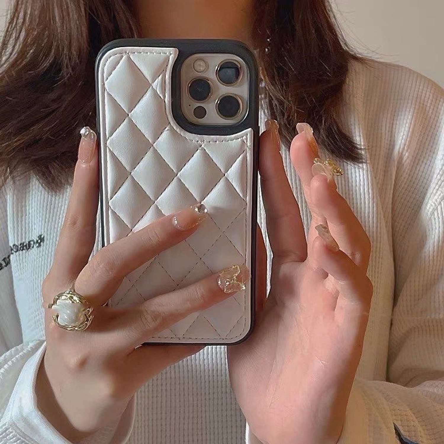 CHANEL スマホケース iPhone13pro ホワイト 【公式通販】