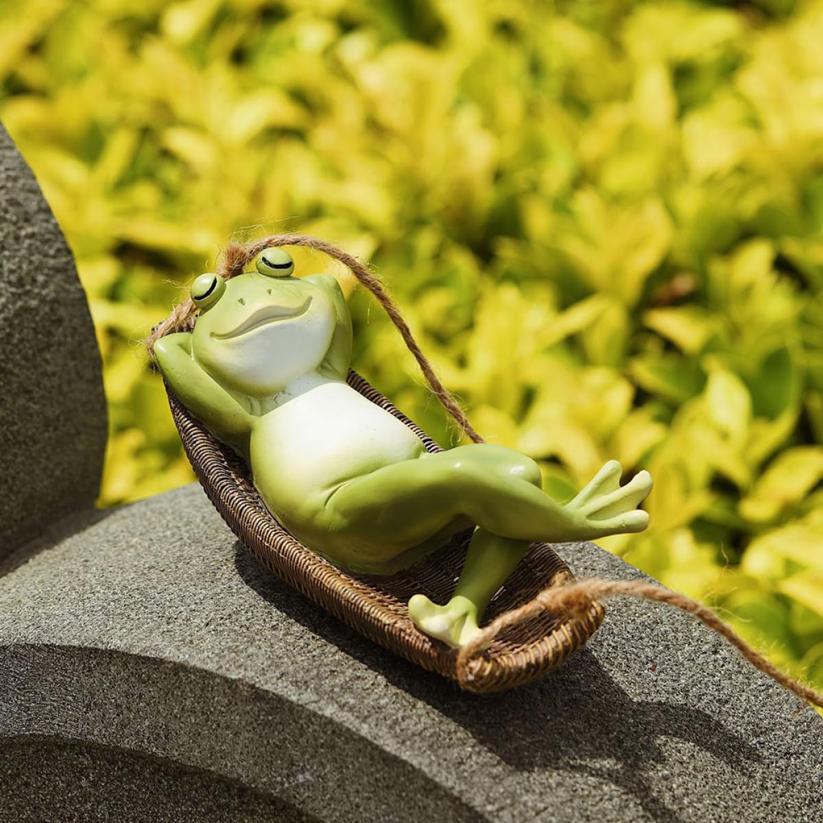 FOMIYES Statuetta Sospesa in Resina a Forma, Ornamento da Giardino Portatile e Leggero, Decorazione Delicata per Esterni e Patio
