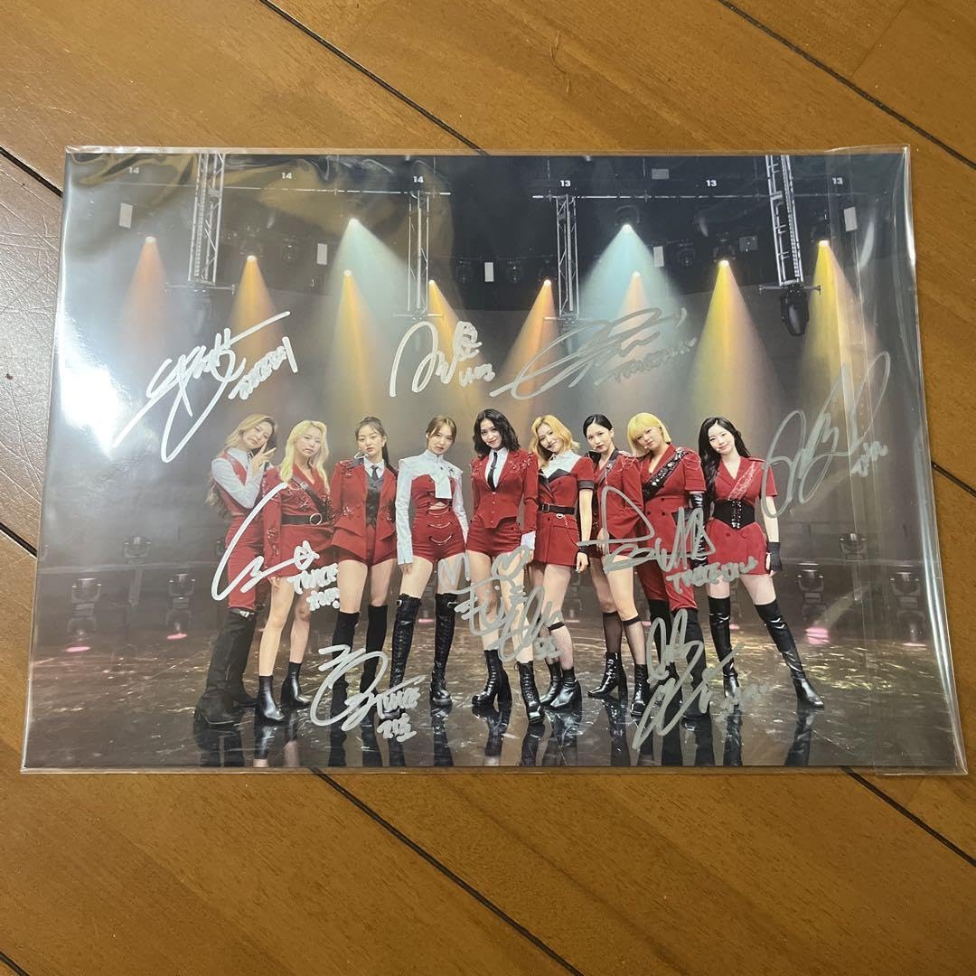 twice メンバー全員 A4サイズ サイン入り 写真
