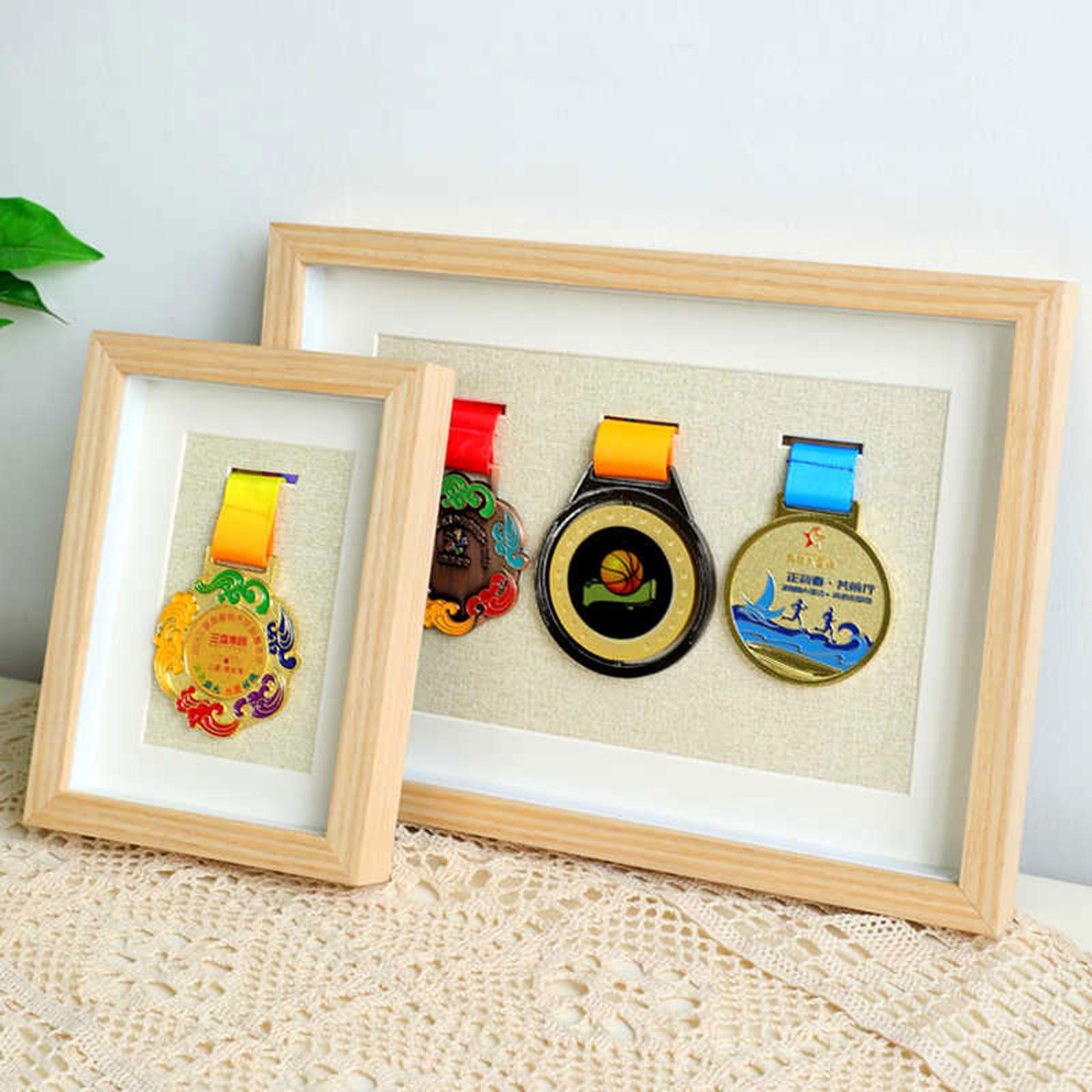 Drewniana ramka do ekspozycji medali sportowych, Drewniana ramka na medal, wielokolorowa, wiele rozmiarów(White Oak,A4 (3 medals))