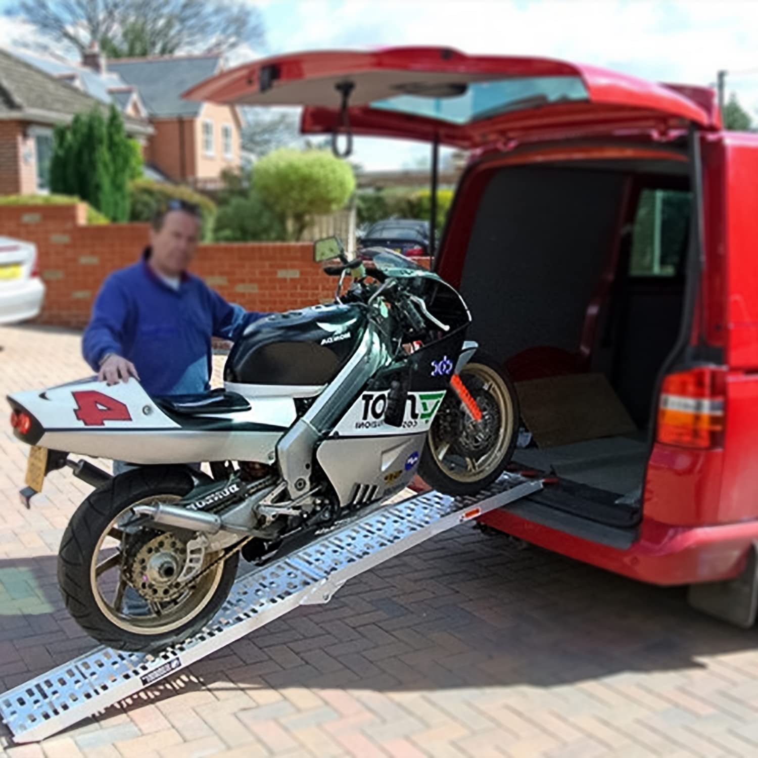 1 x składana rampa najazdowa, 340 kg, aluminiowa rampa załadunkowa, antypoślizgowa szyna załadunkowa, rampa załadunkowa do motocykli, przyczep, kosiarek, 226 x 30,5 x 5,5 cm
