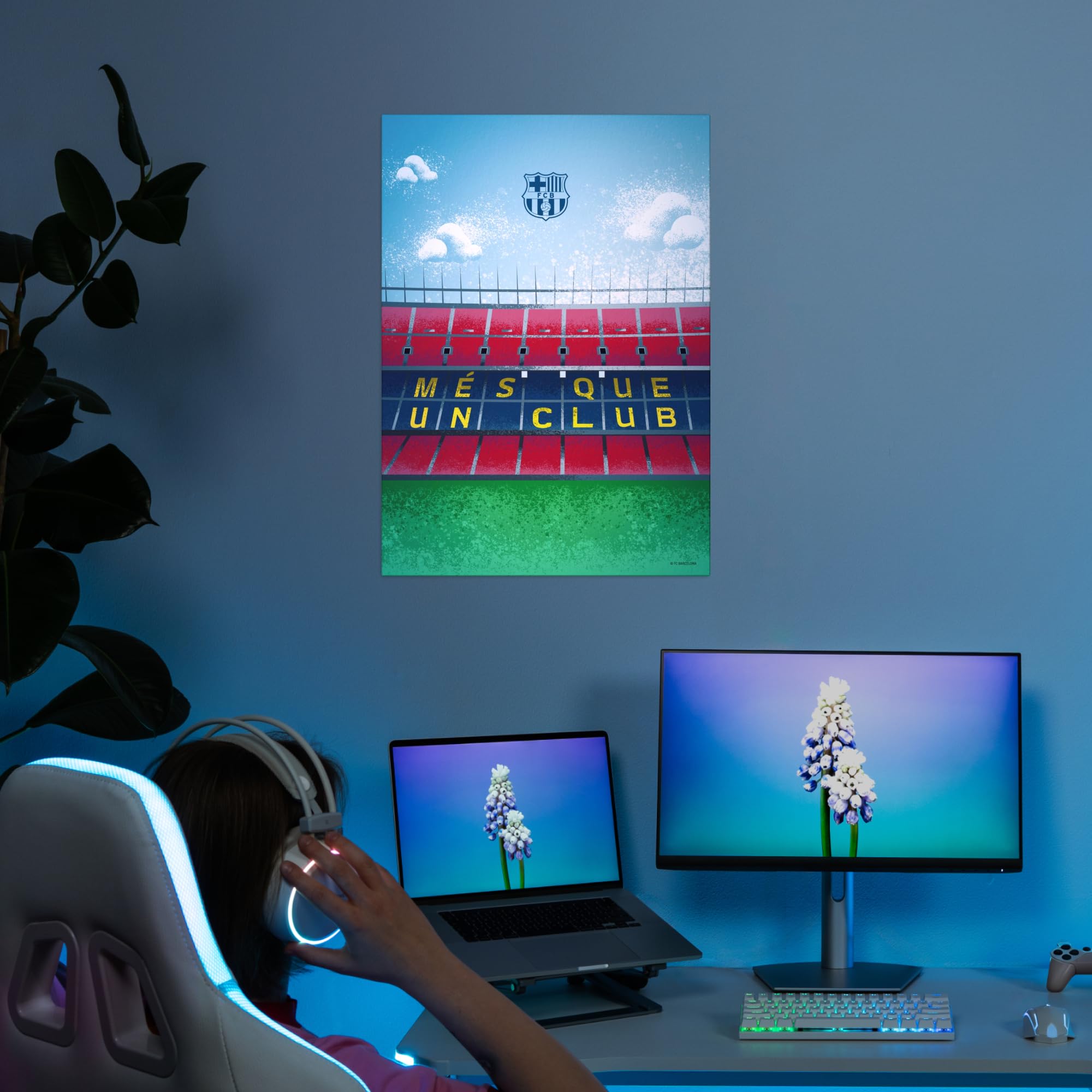 Displate - Poster in metallo – montaggio magnetico – FC Barcelona – Camp Nou Illustrated – Mes que un Club tribune – Dimensione M – 32 x 45 cm opaco
