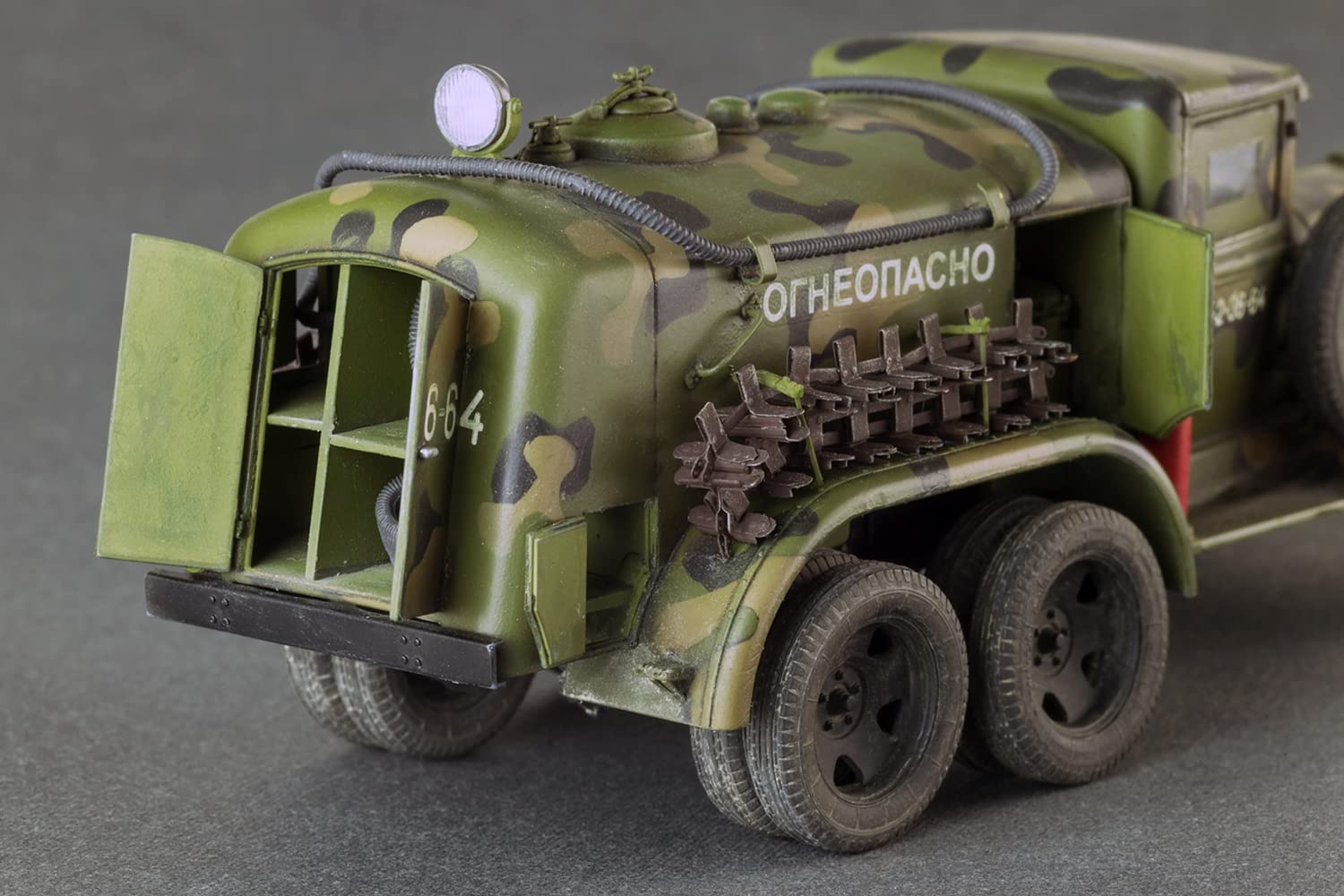 MiniArt Kit Modello in plastica per rifornimento BZ-38 in Scala 1:35 (Grigio)