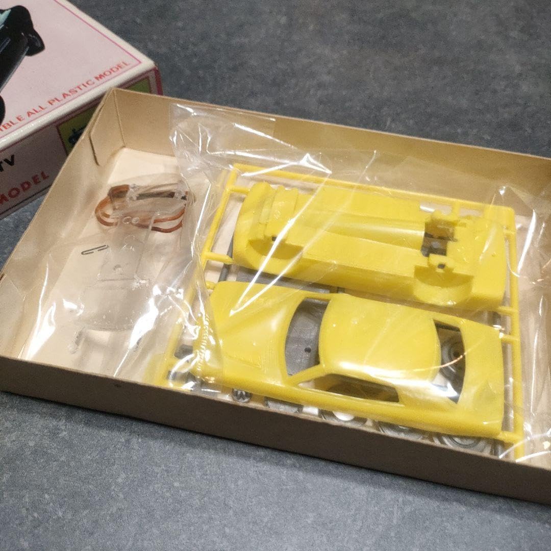 【激レア】ニコー科学　プラモデル　セリカ 激レア】ニコー科学 プラモデル セリカ