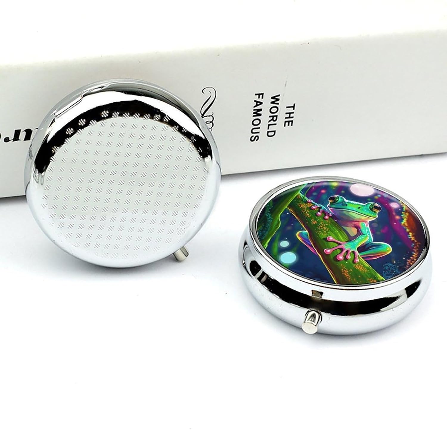 Frog Round Pill Box with 3 Compartments & Mirror image 4
