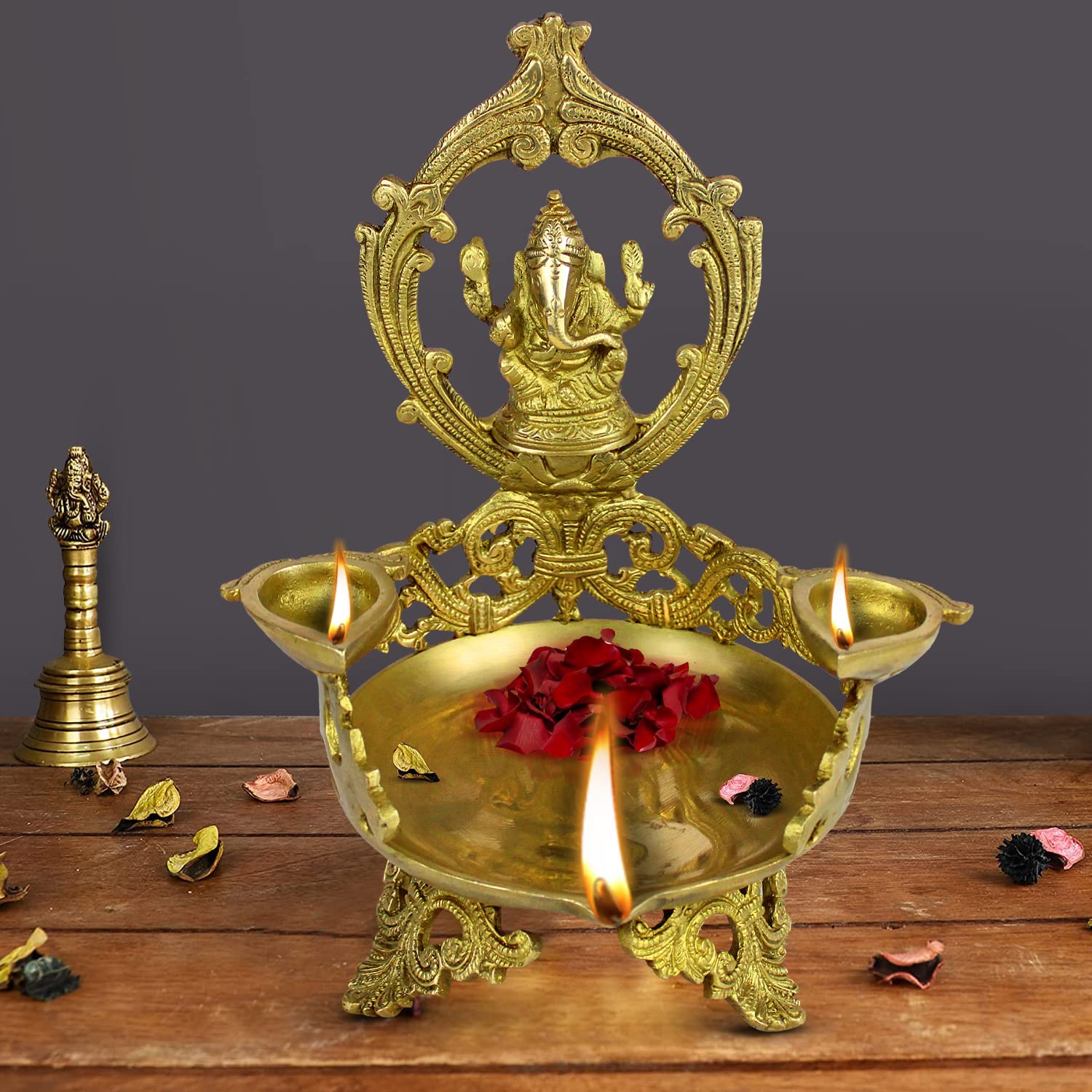 Ganesh de latón urli flotante con portavelas diya para centros de mesa elegantes