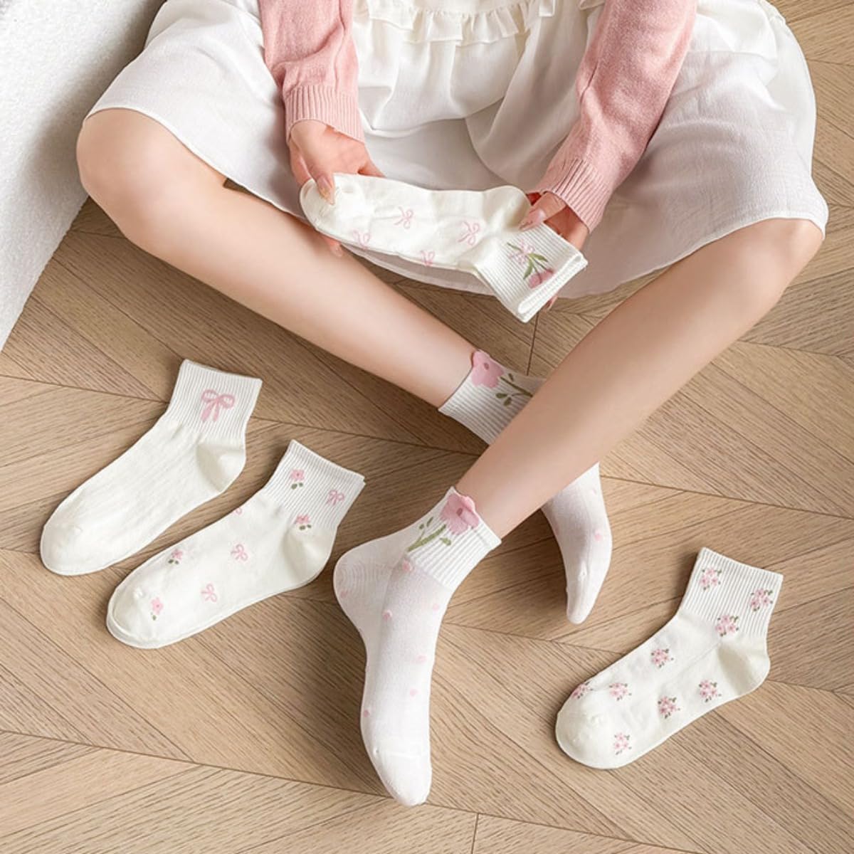 5 Pairs Floral Ankle Socks for Women Cute Flower Bowknot Patterned Low Cut Cotton Casual Socks - Image 3