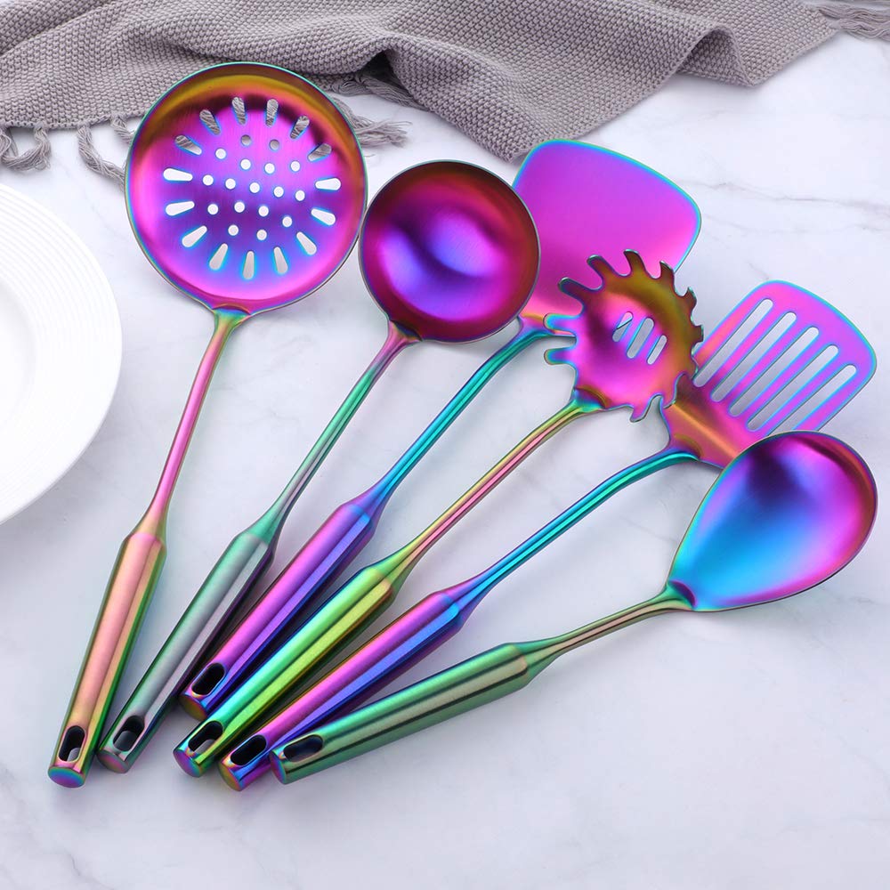 Edelstahl Kochutensilien Set 6 teilig mit 1 Ständer, Kochbesteck Set, 1 Wok-Spatel, 1 Geschlitztem Tuner, 1 Schaumlöffel, 1 Reislöffel, 1 Suppenlöffel, 1 Pasta Server (Regenbogen)