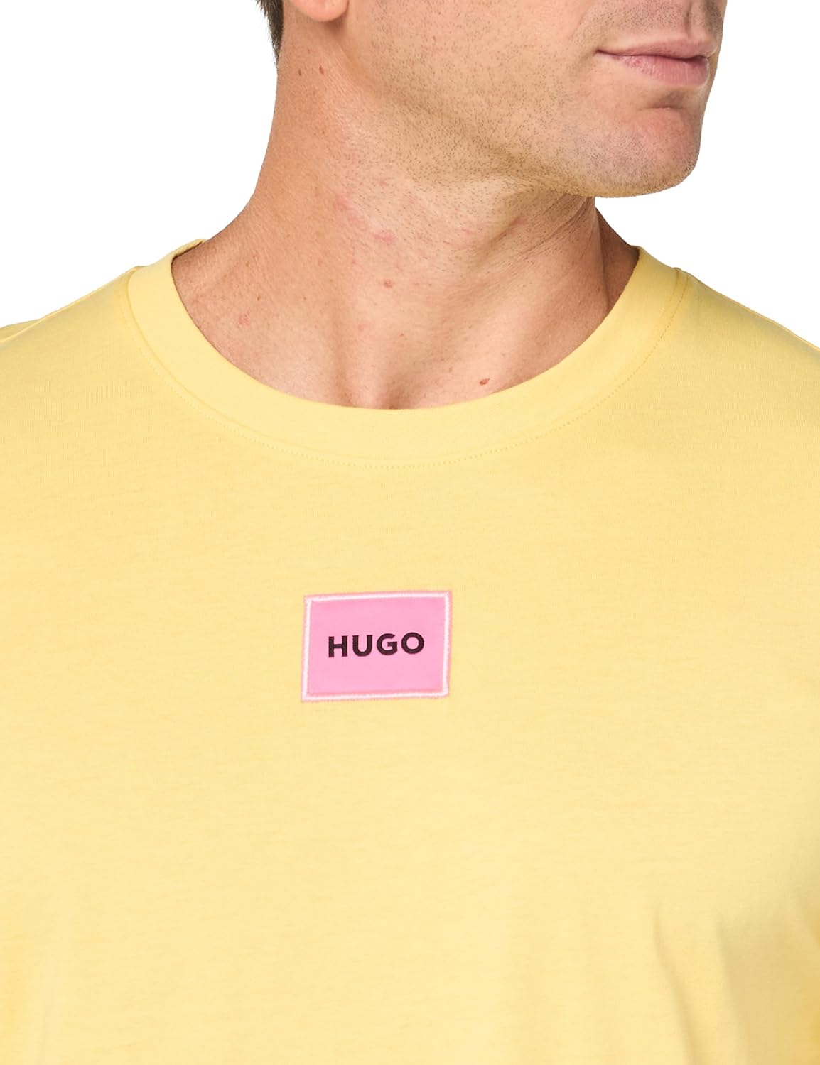 Hugo Mens Ribbed Crew Neck Regular Fit Center Logo T-Shirt - Image 3