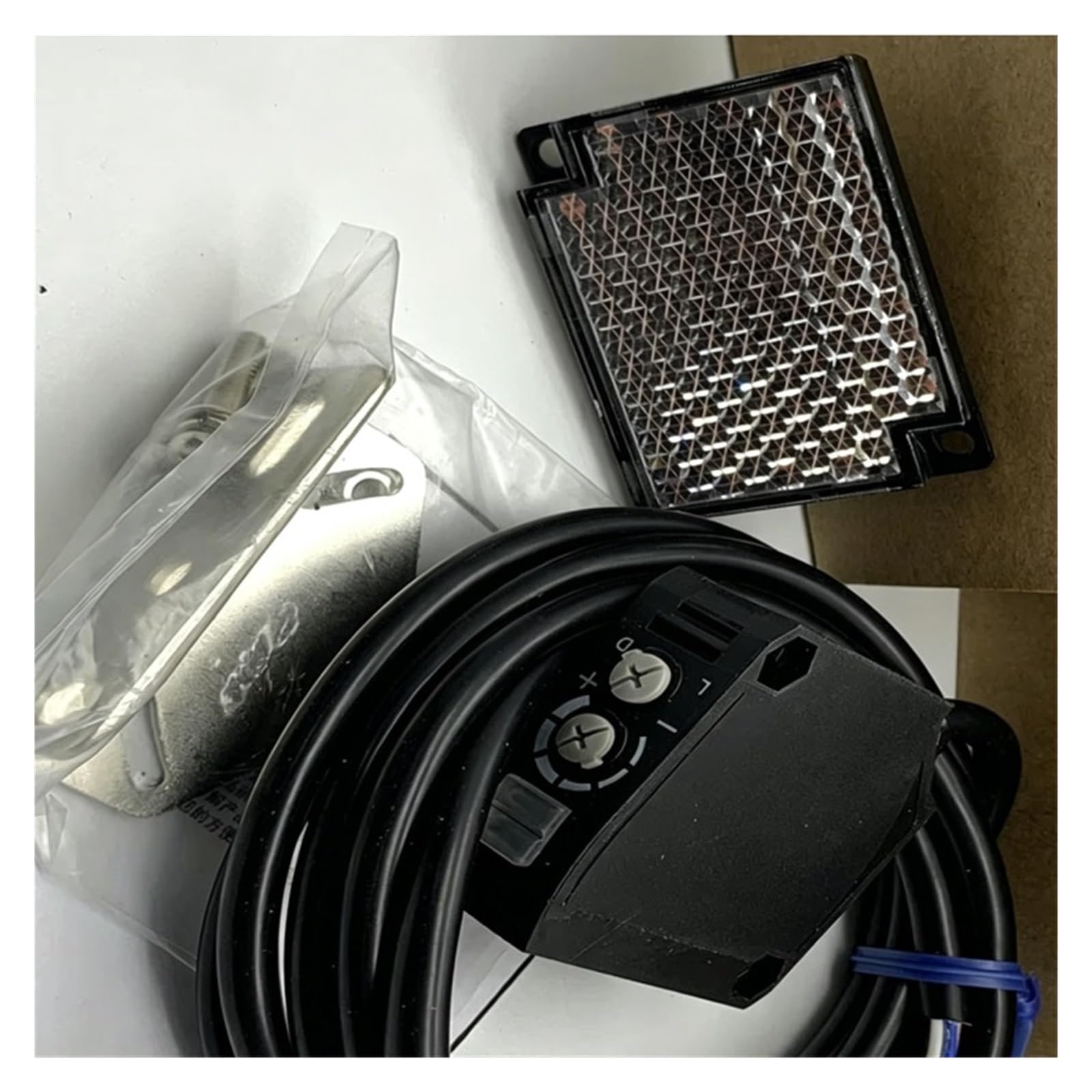 1pcs sensor E3JK-5M2-N E3JK-5L-N E3JK-5M2 E3JK-5L 5DM2(E3JK-5M2-N)