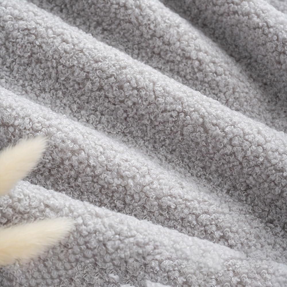 Tissu polaire Teddy gris clair au mètre 148x100 cm idéal pour couture et doudous doux