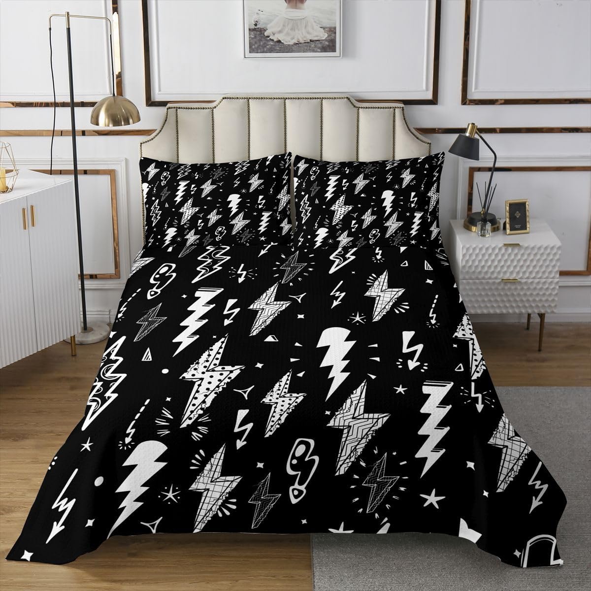 Lightning Bedspread Hand Drawn Doodle Lightning Bolt Coverlet Set 2pcs for Kids Boys Thunderbolts Quilted Coverlet Microfiber Bedding Set (1 Bedspread + 1 Pillow Case) Twin Size