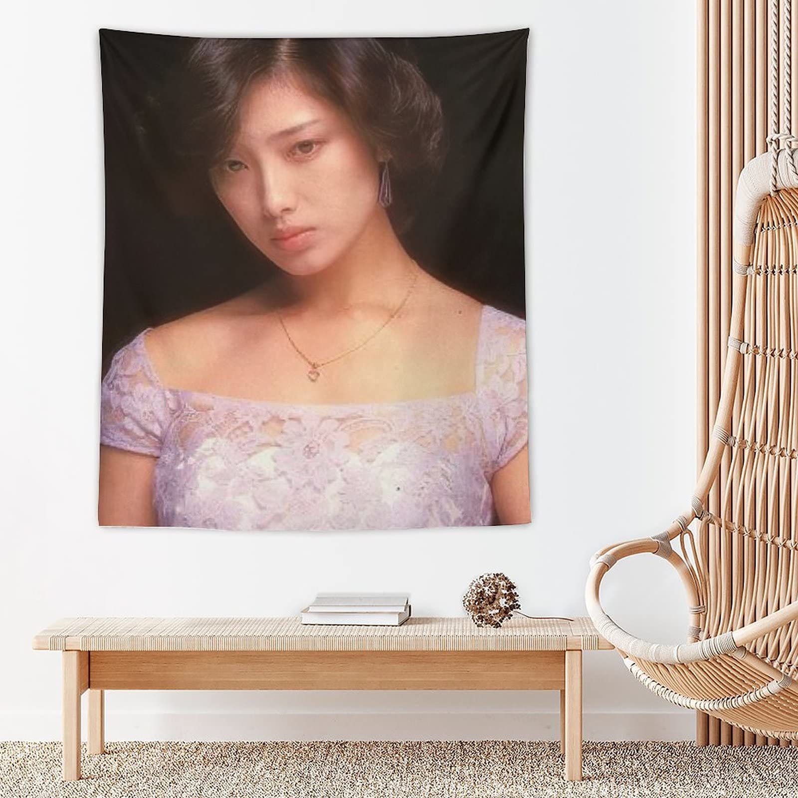 Amazon.co.jp: やまぐち山口ももえ百恵がかしゅ歌手デビューしゃしん